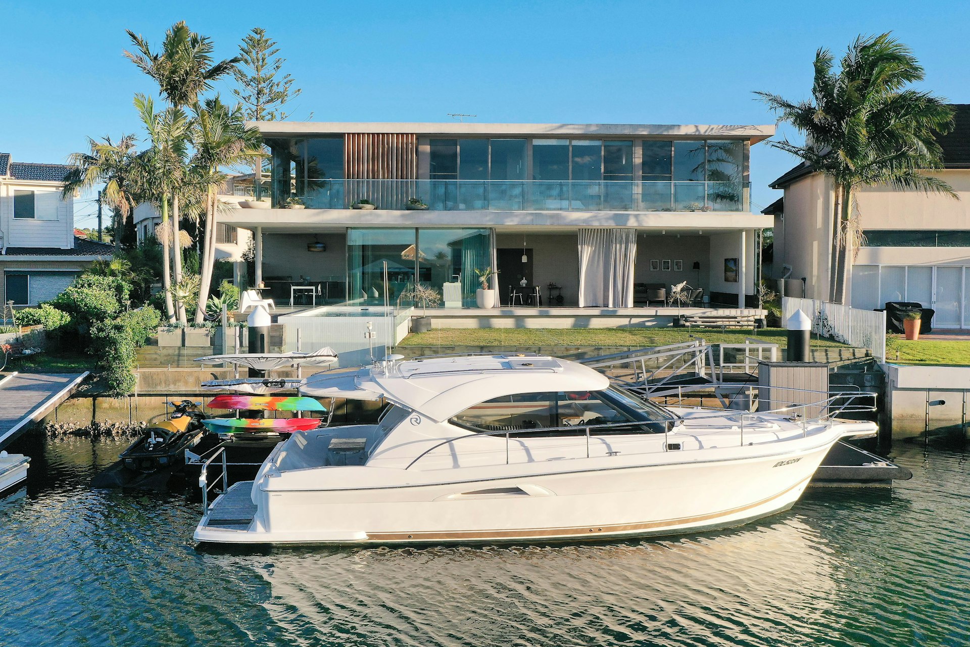 yacht
