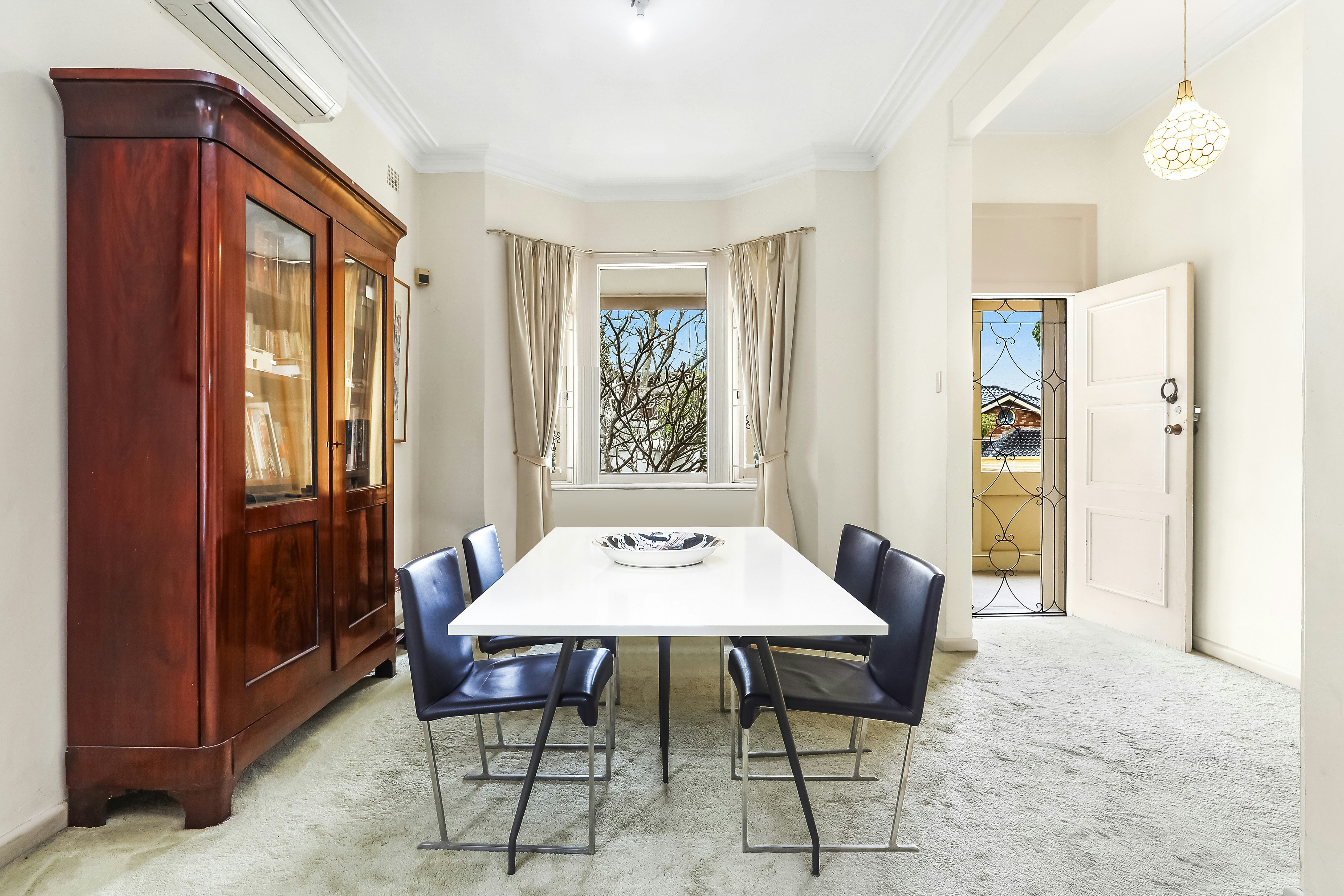 Image of dining room