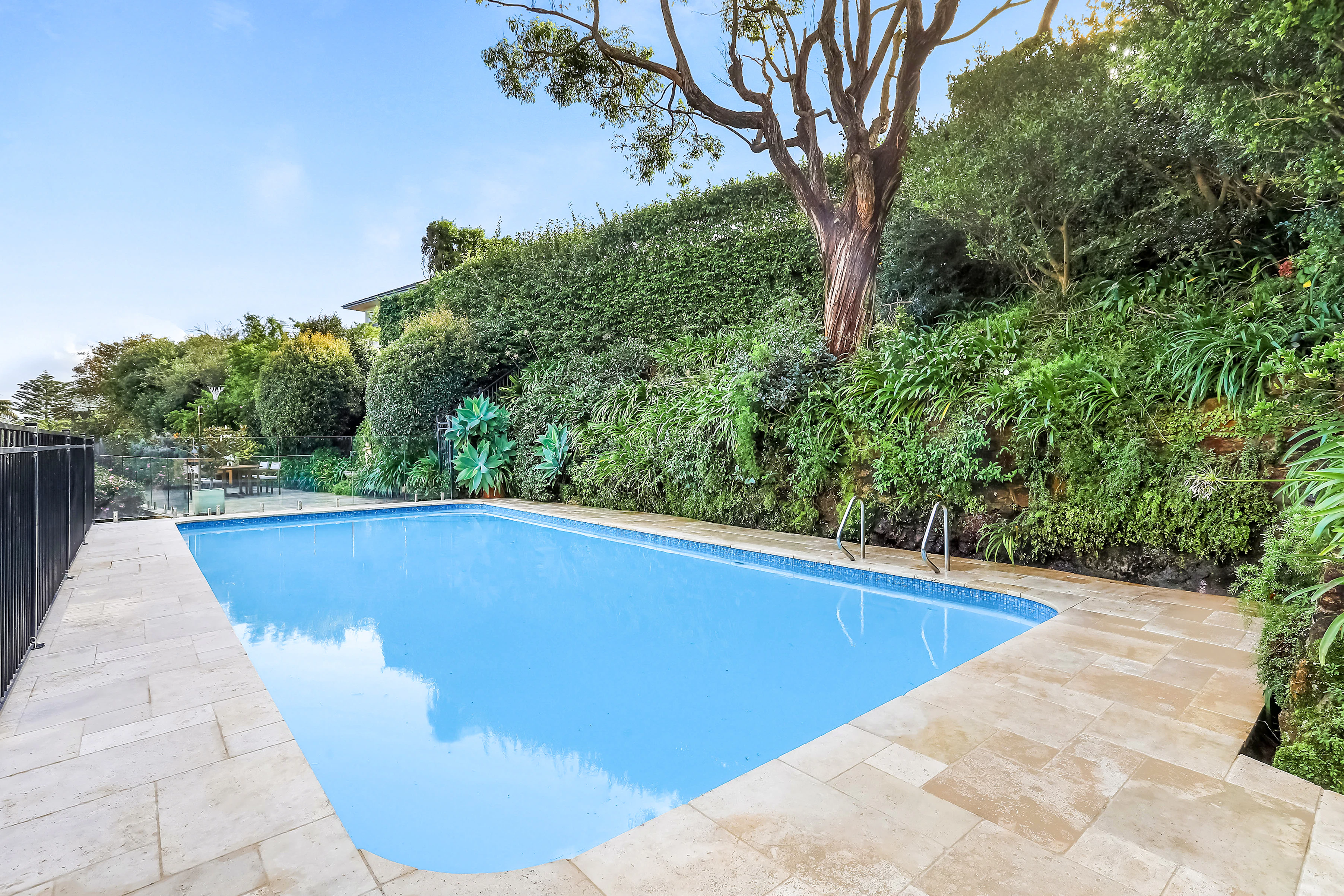 pool