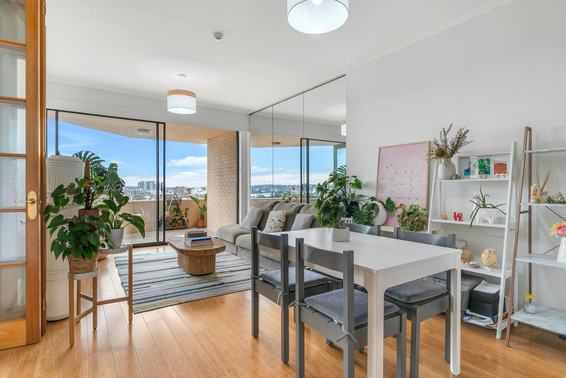 Image of dining room