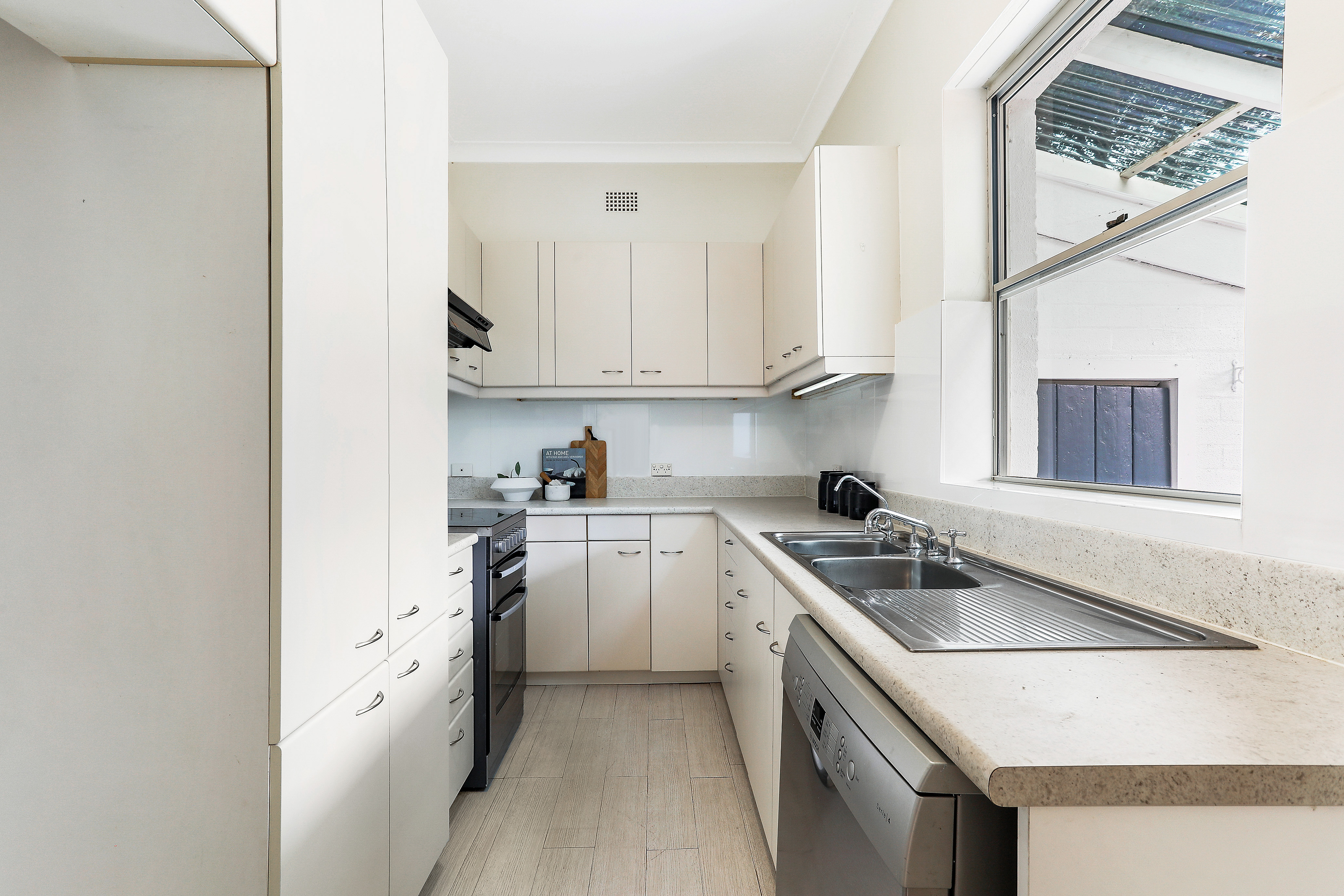 25A Plowman Street, North Bondi - Thumbnail 6