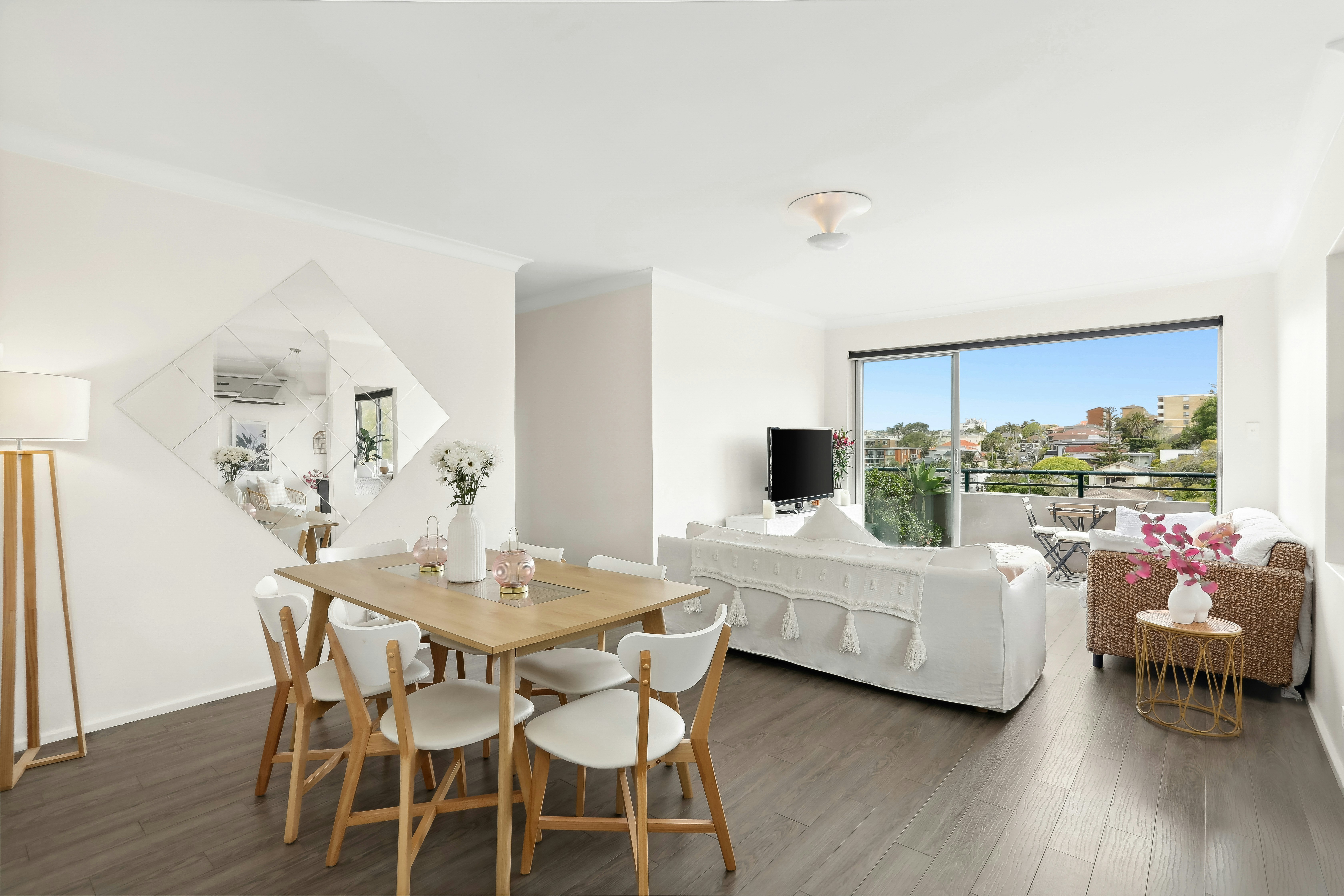 Image of dining room