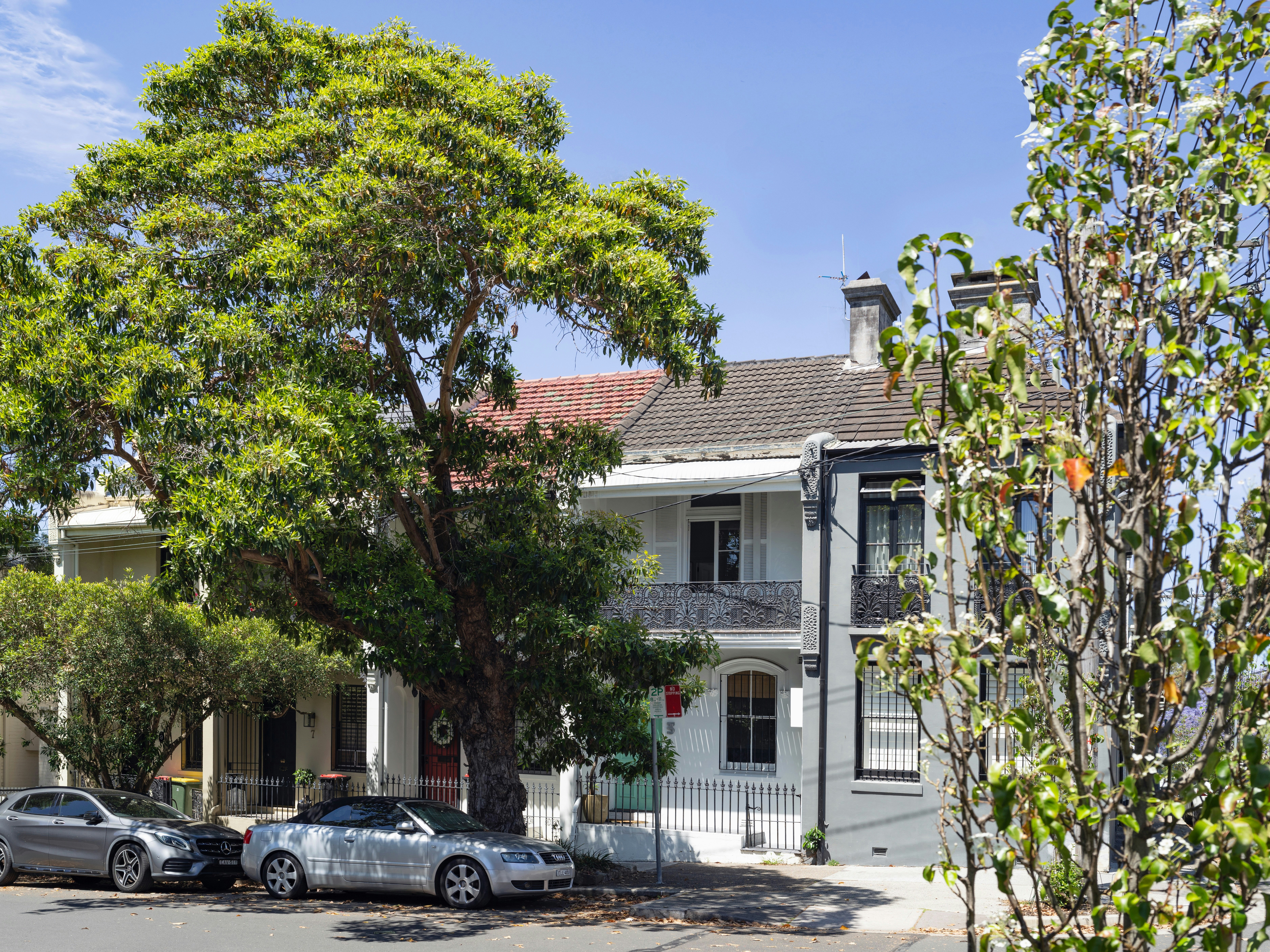 Image of neighborhood