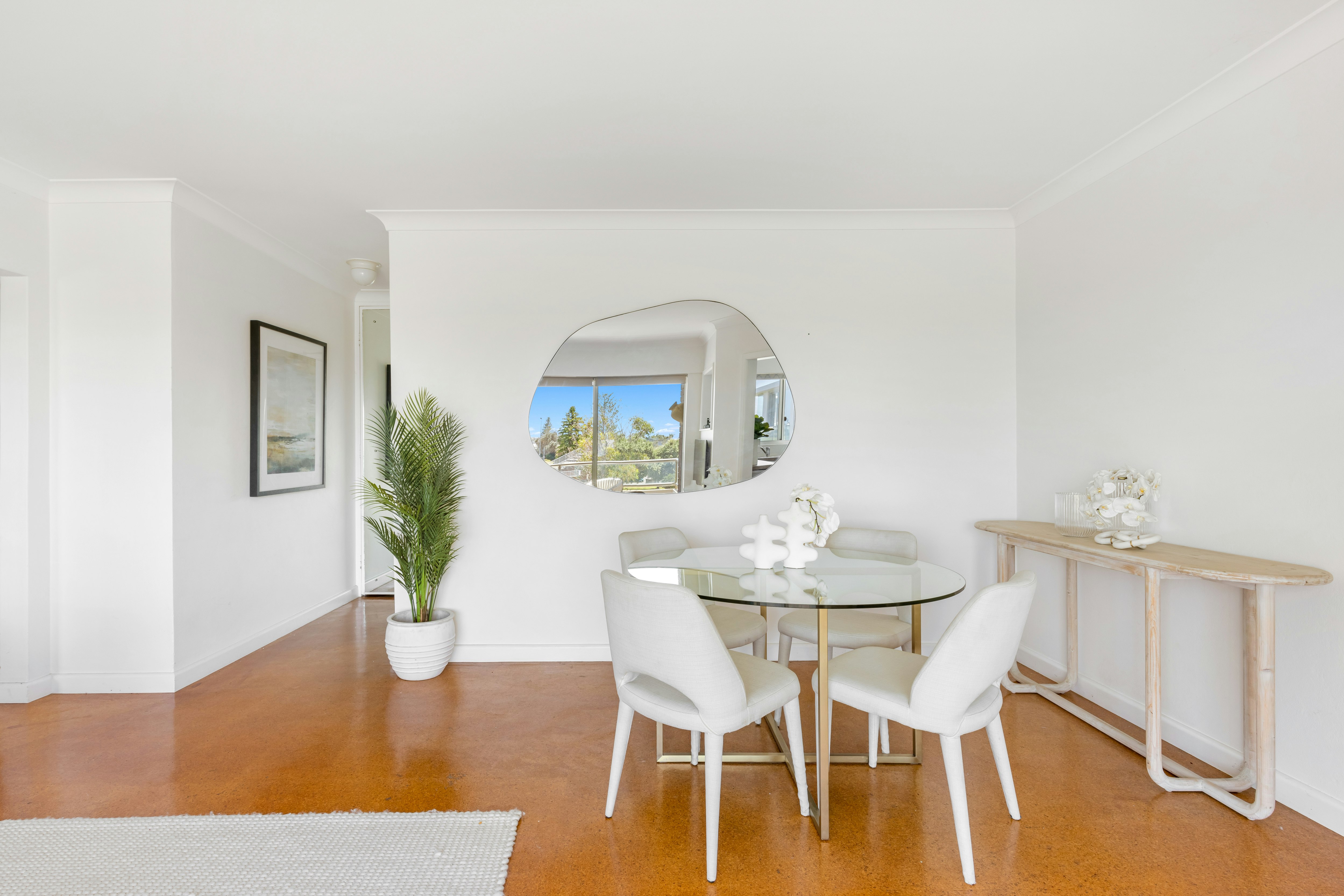 Image of dining room