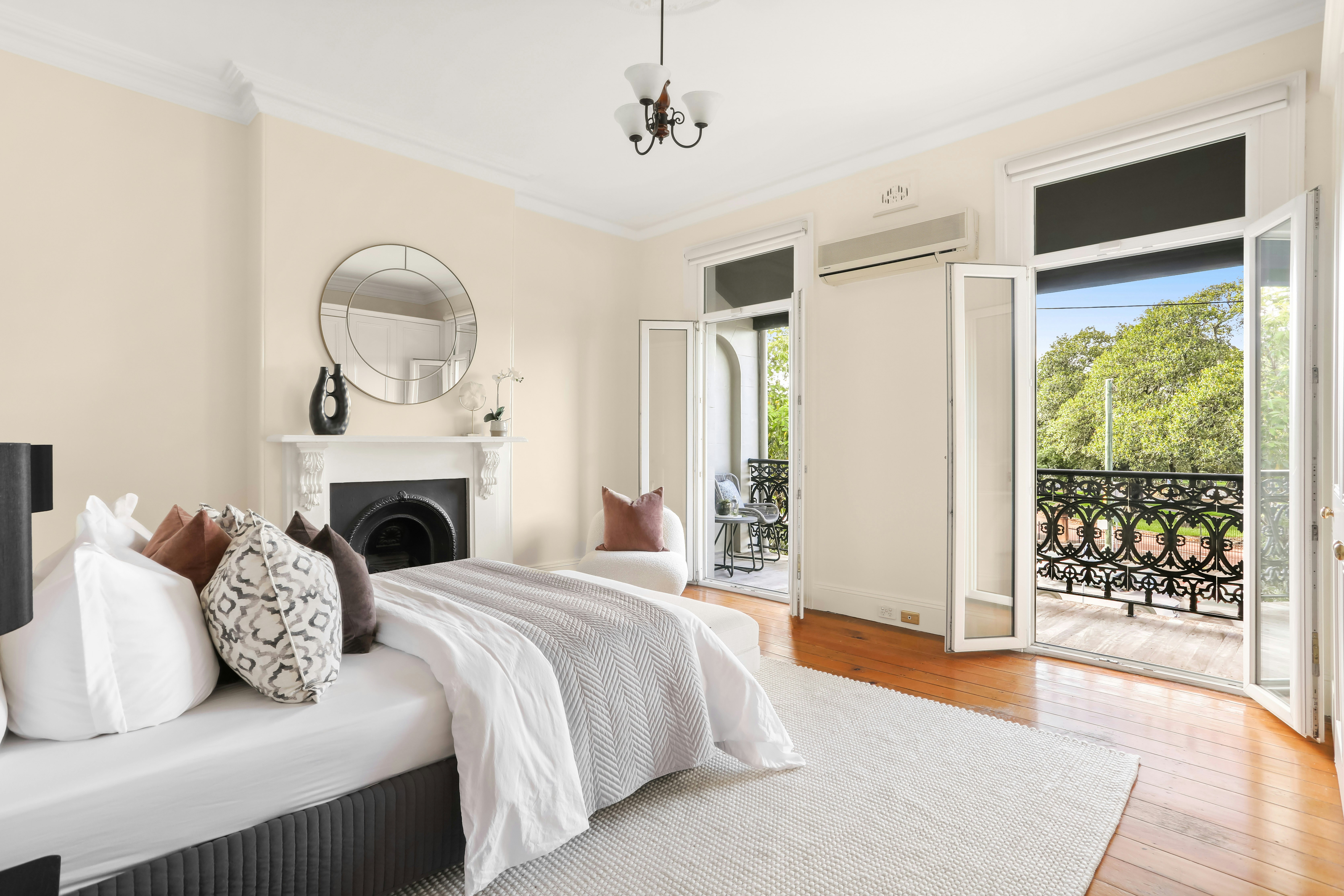 10 Moore Park Road, Paddington NSW