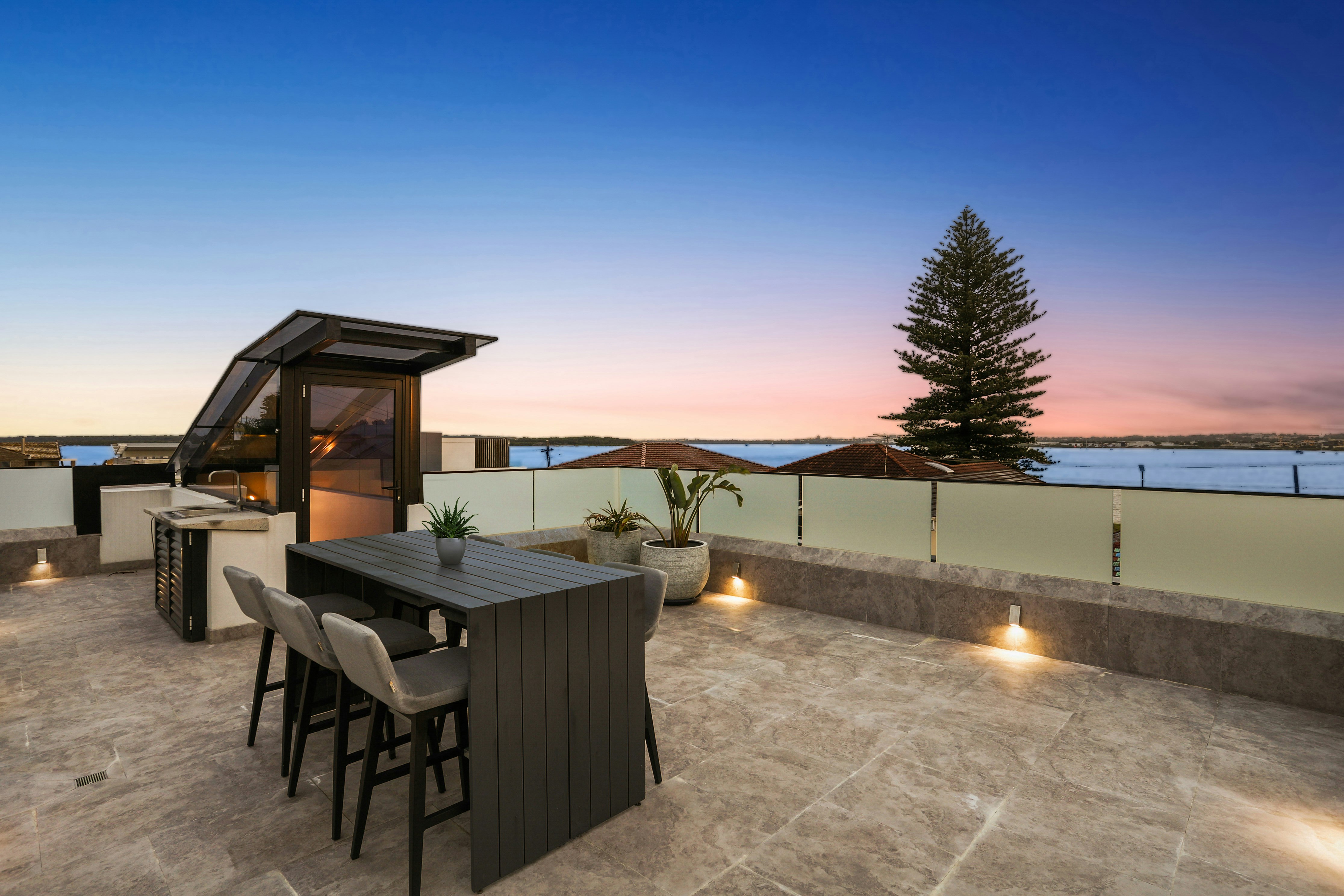 2 Brantwood Street, Sans Souci NSW