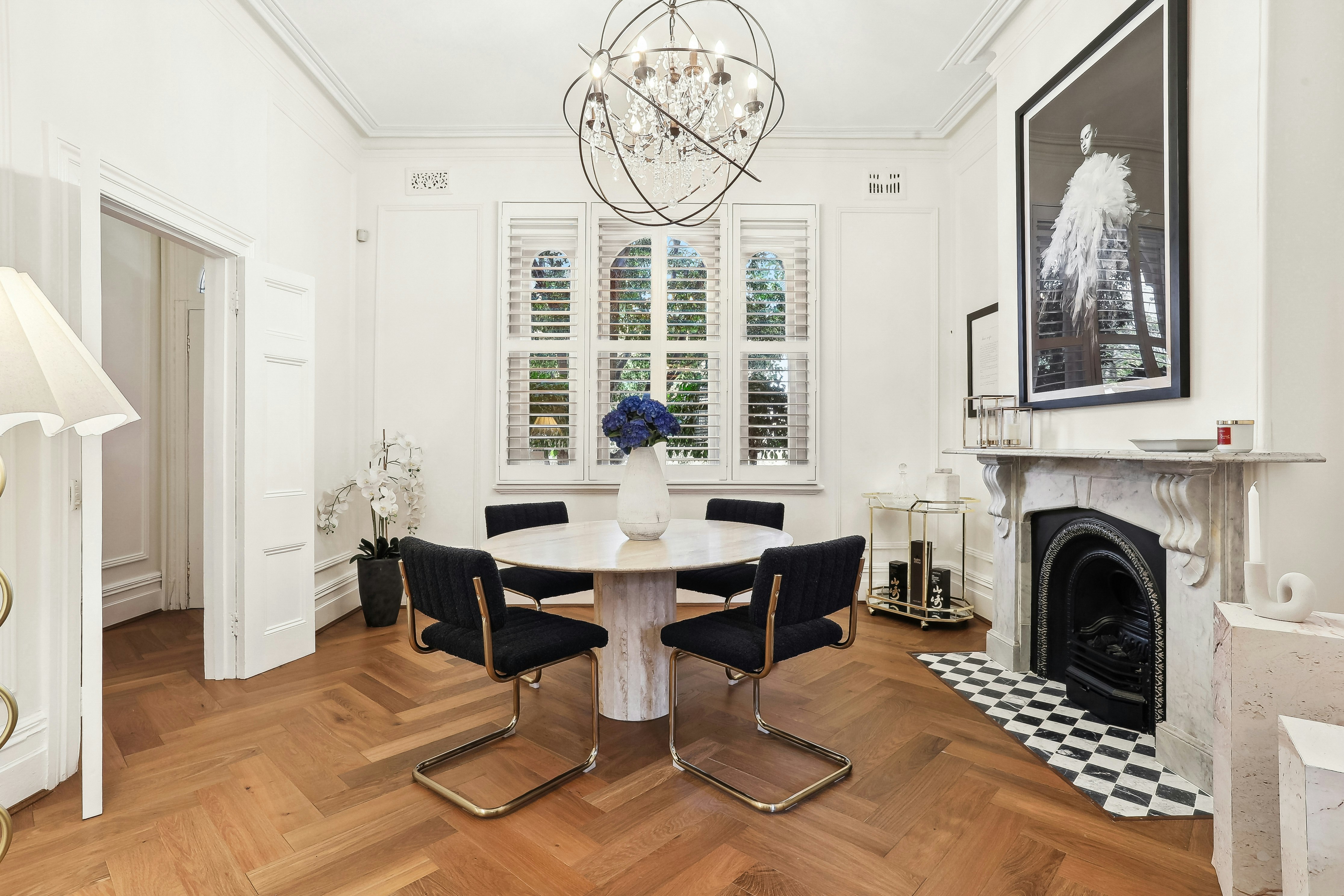 Image of dining room