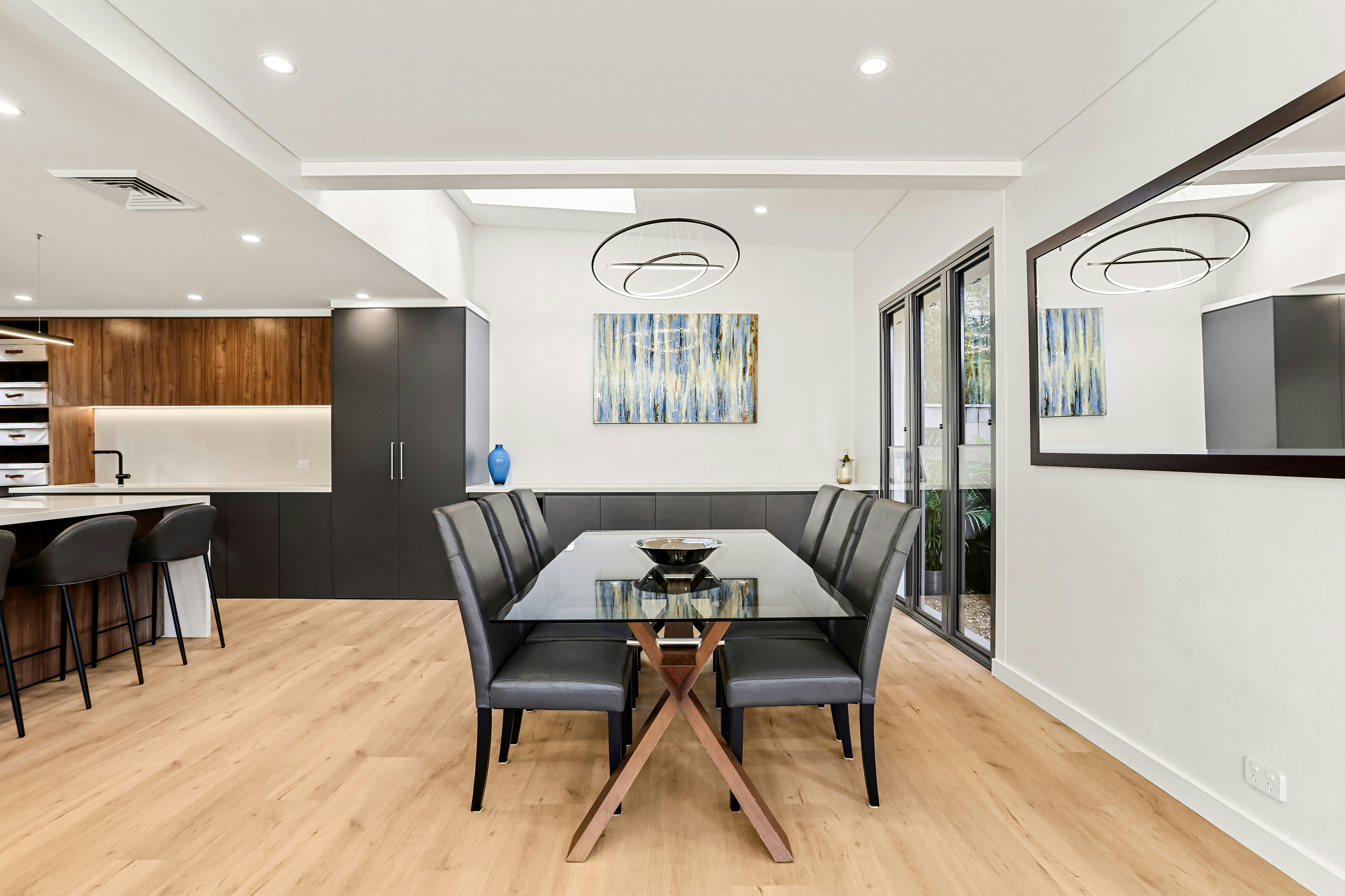 Image of dining room