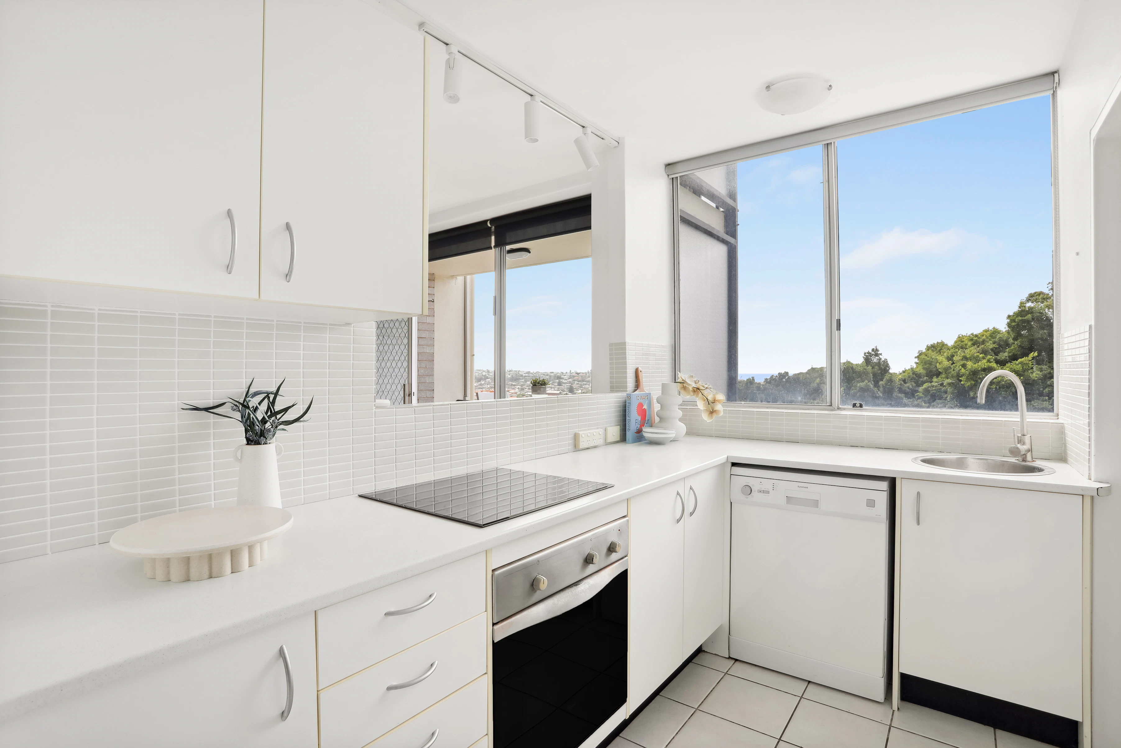 17/6-8 Ocean Street North, Bondi NSW