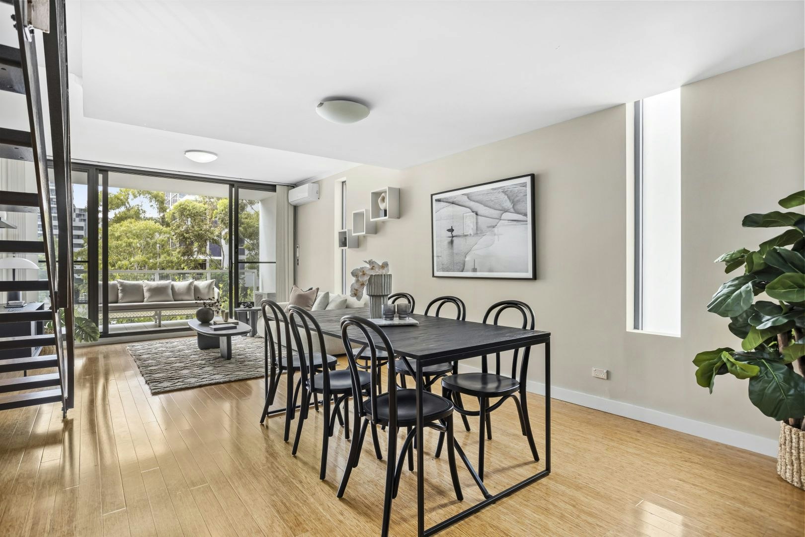 25/7 Victoria Park Parade, Zetland NSW