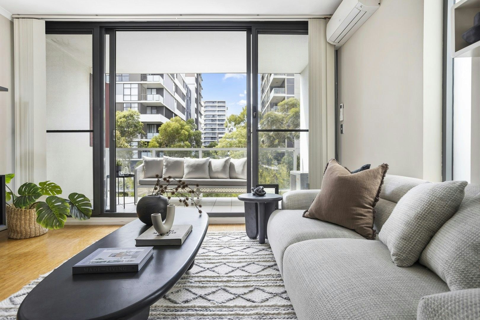 25/7 Victoria Park Parade, Zetland NSW