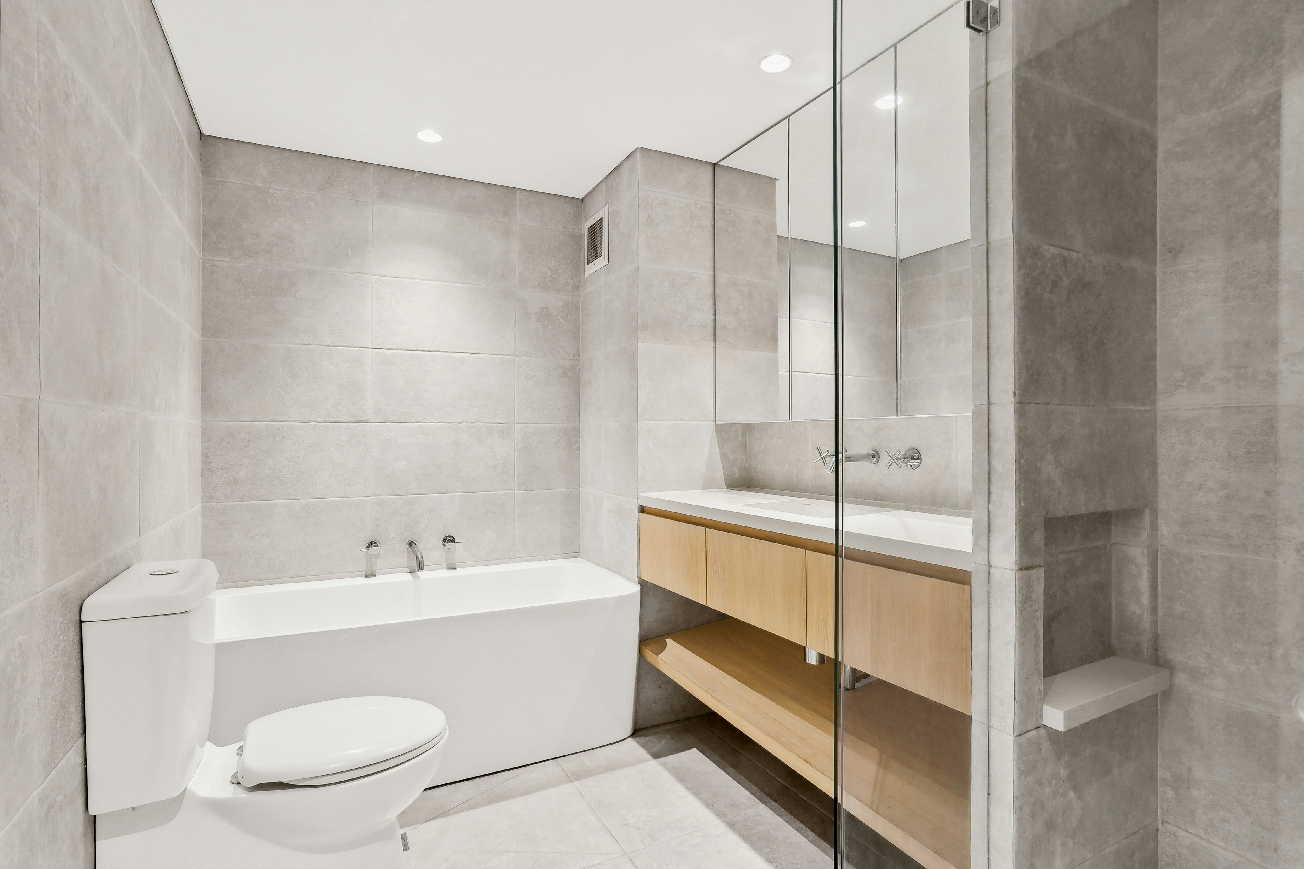 2/29-31 Simpson Street, Bondi Beach NSW