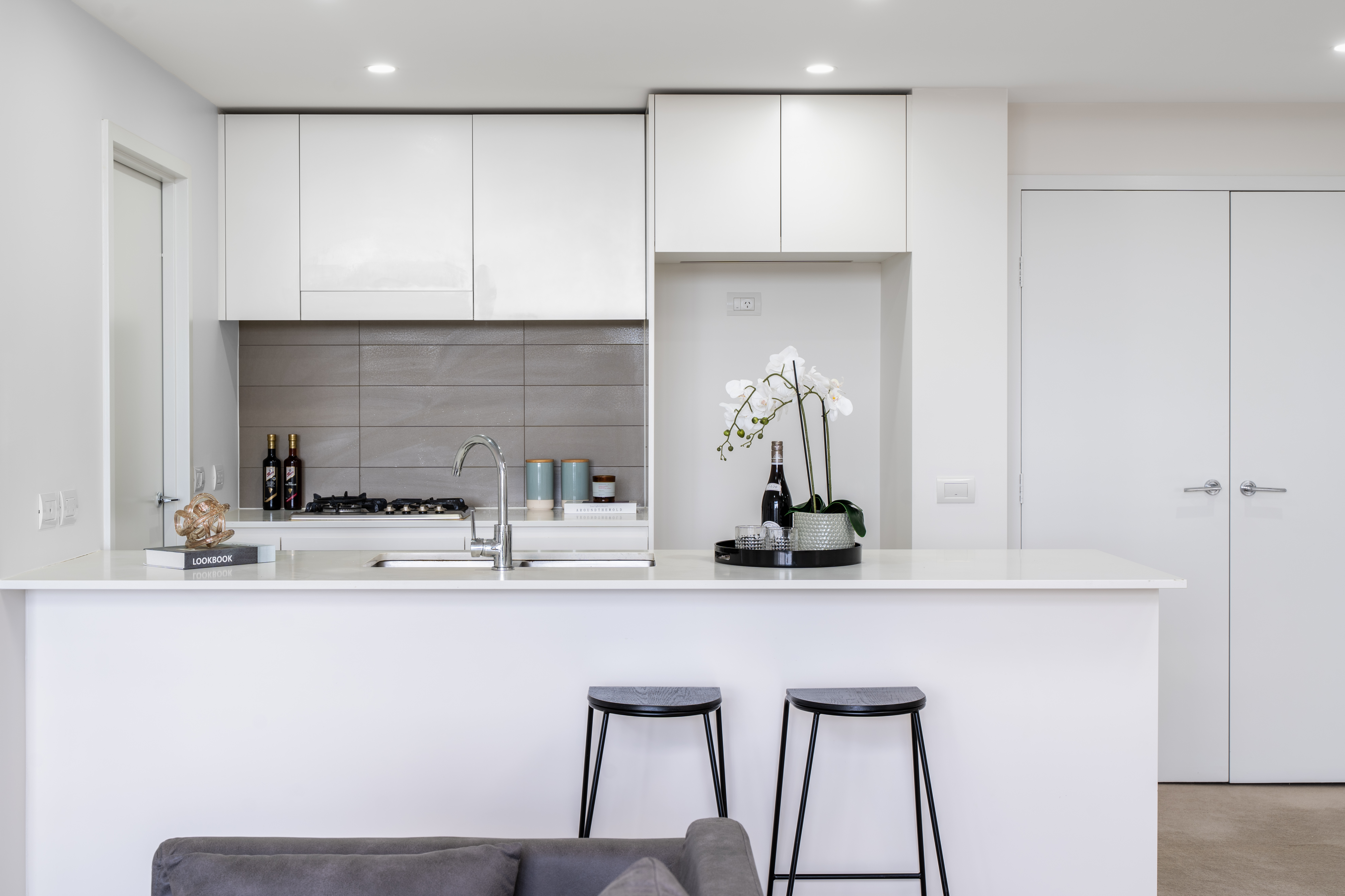 801/8 Marine Parade, Wentworth Point - Thumbnail 3