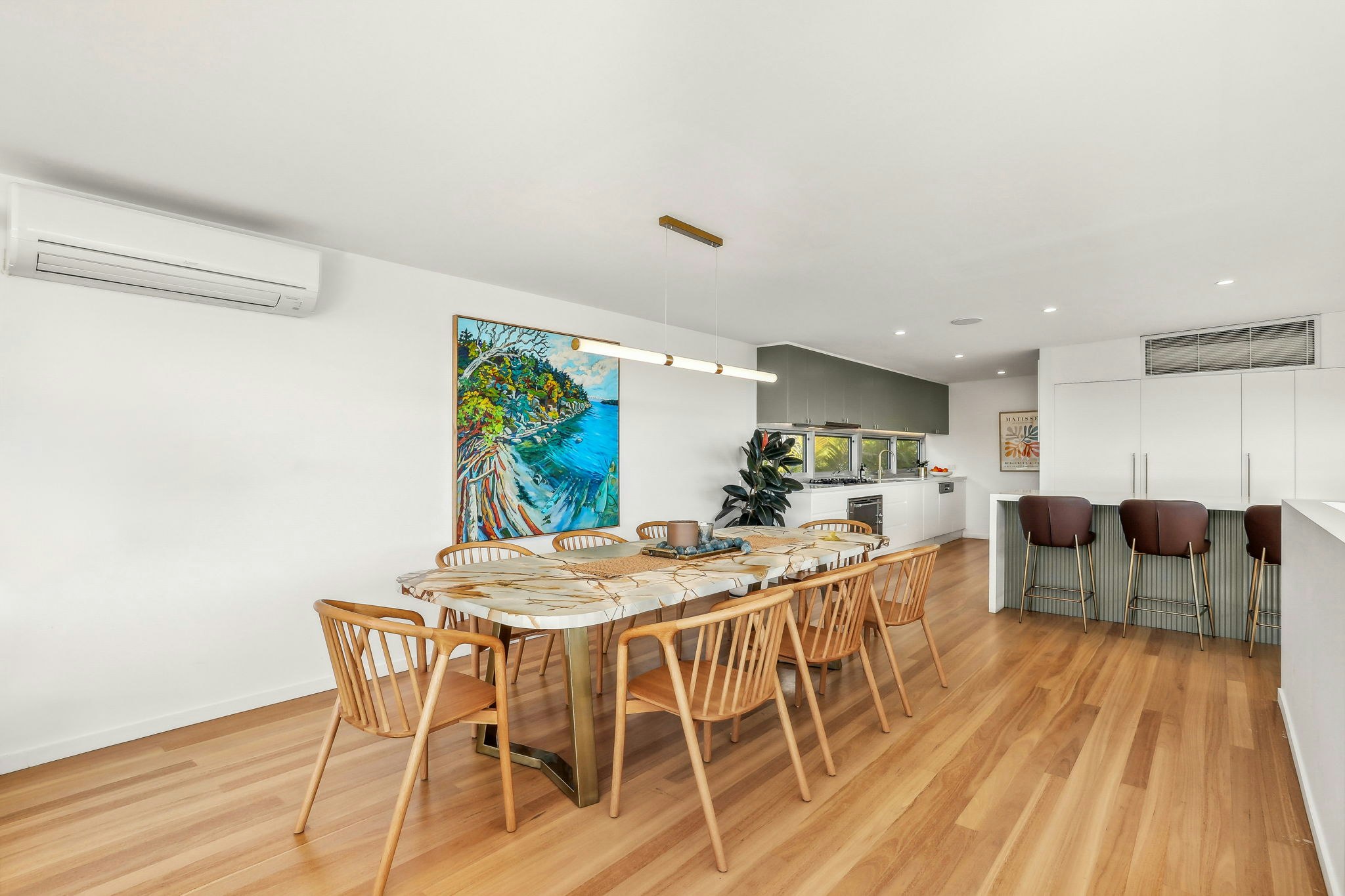 Image of dining room