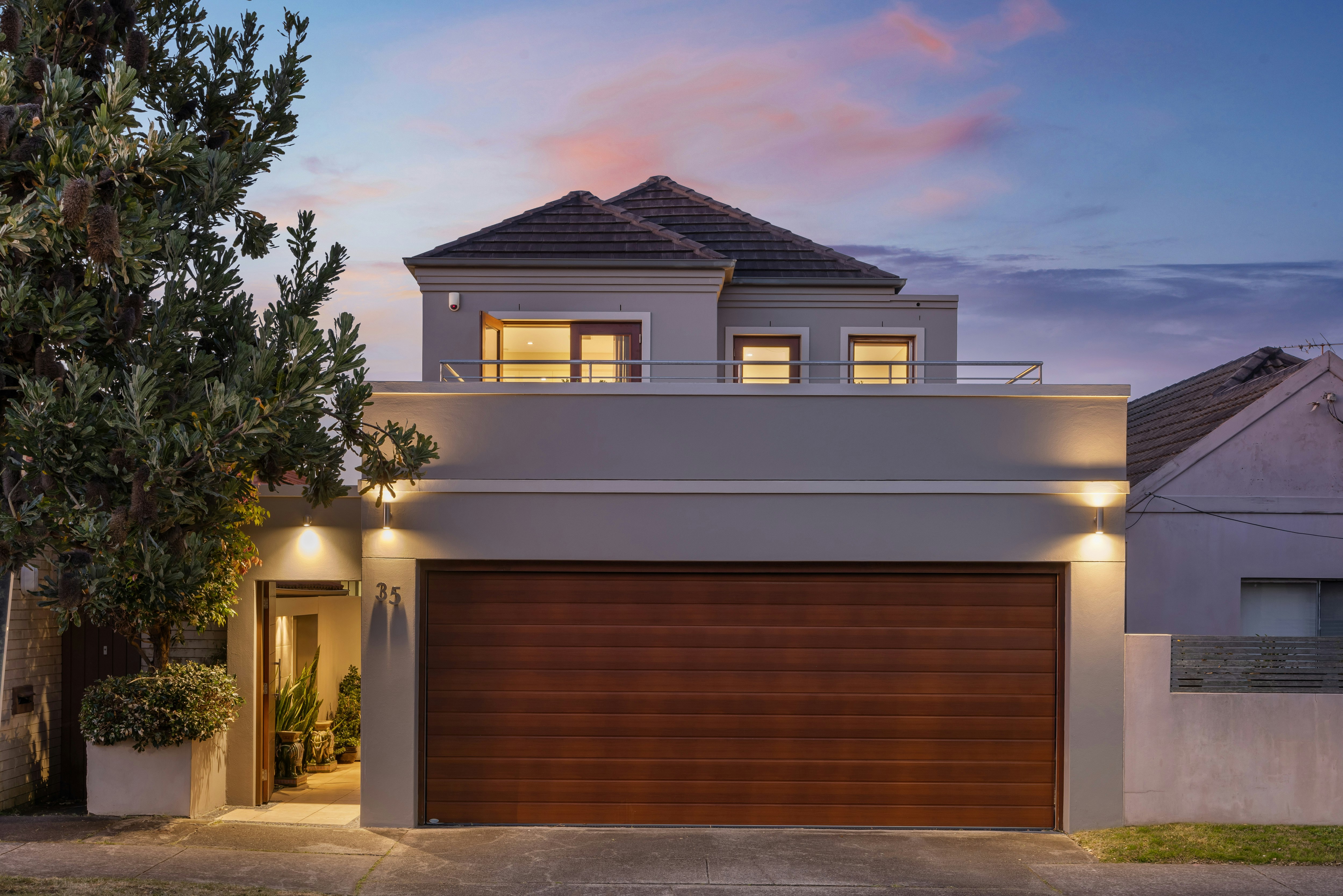 Image of garage