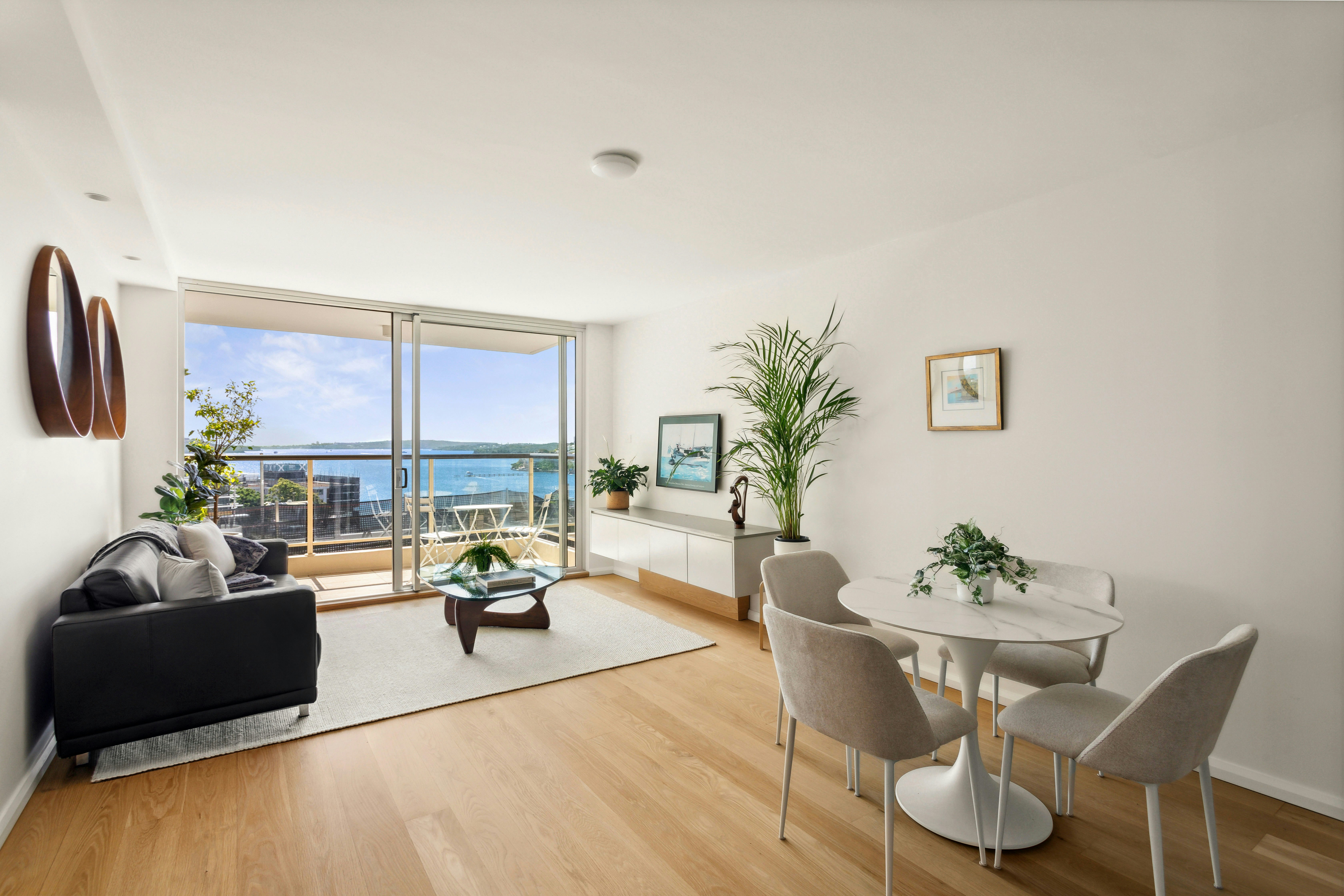 Image of dining room