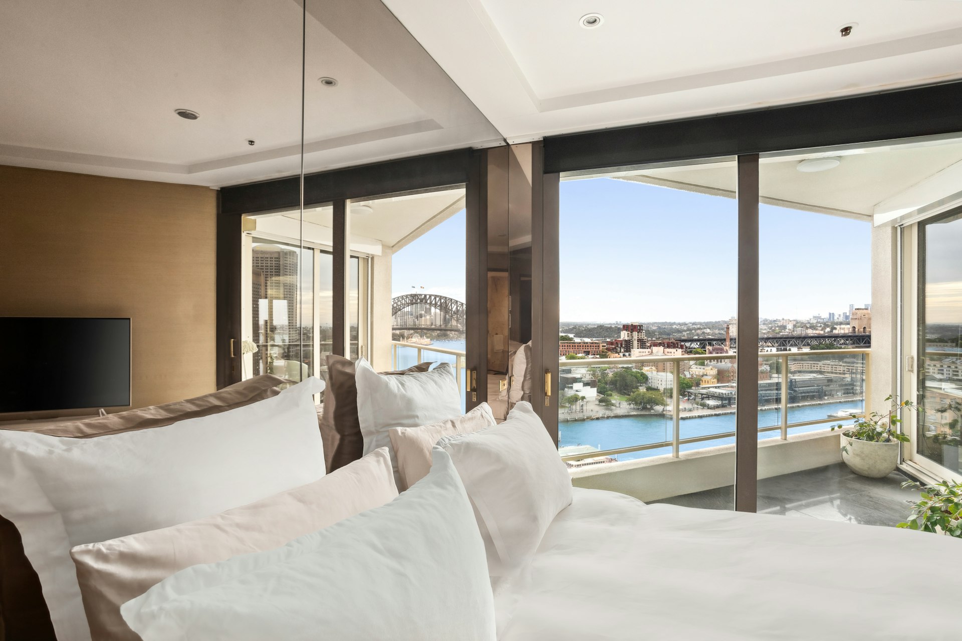 2001/2 Phillip Street, Sydney NSW