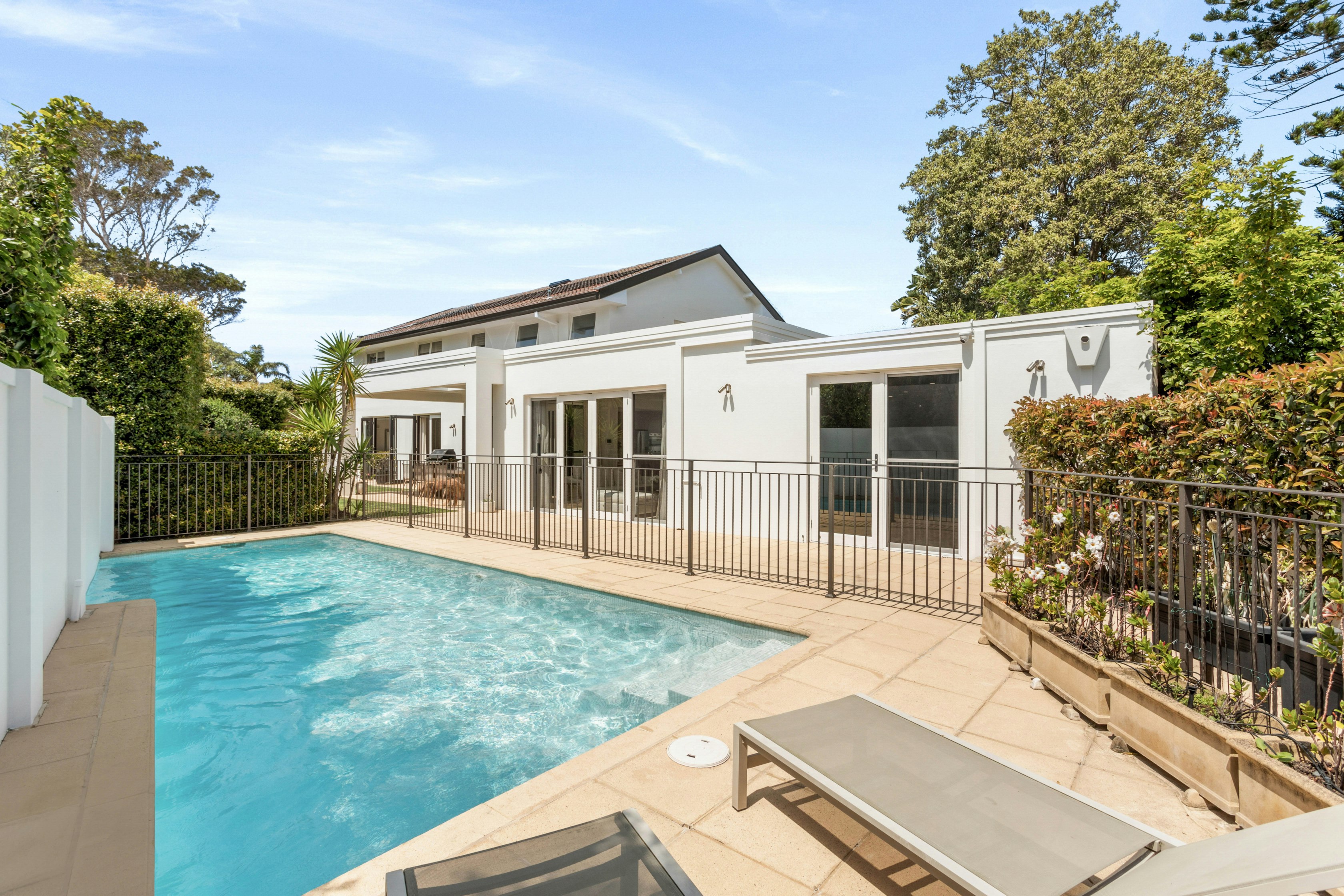 50A Gilbert St Dover Heights Navigating the Risks of Premium Real Estate