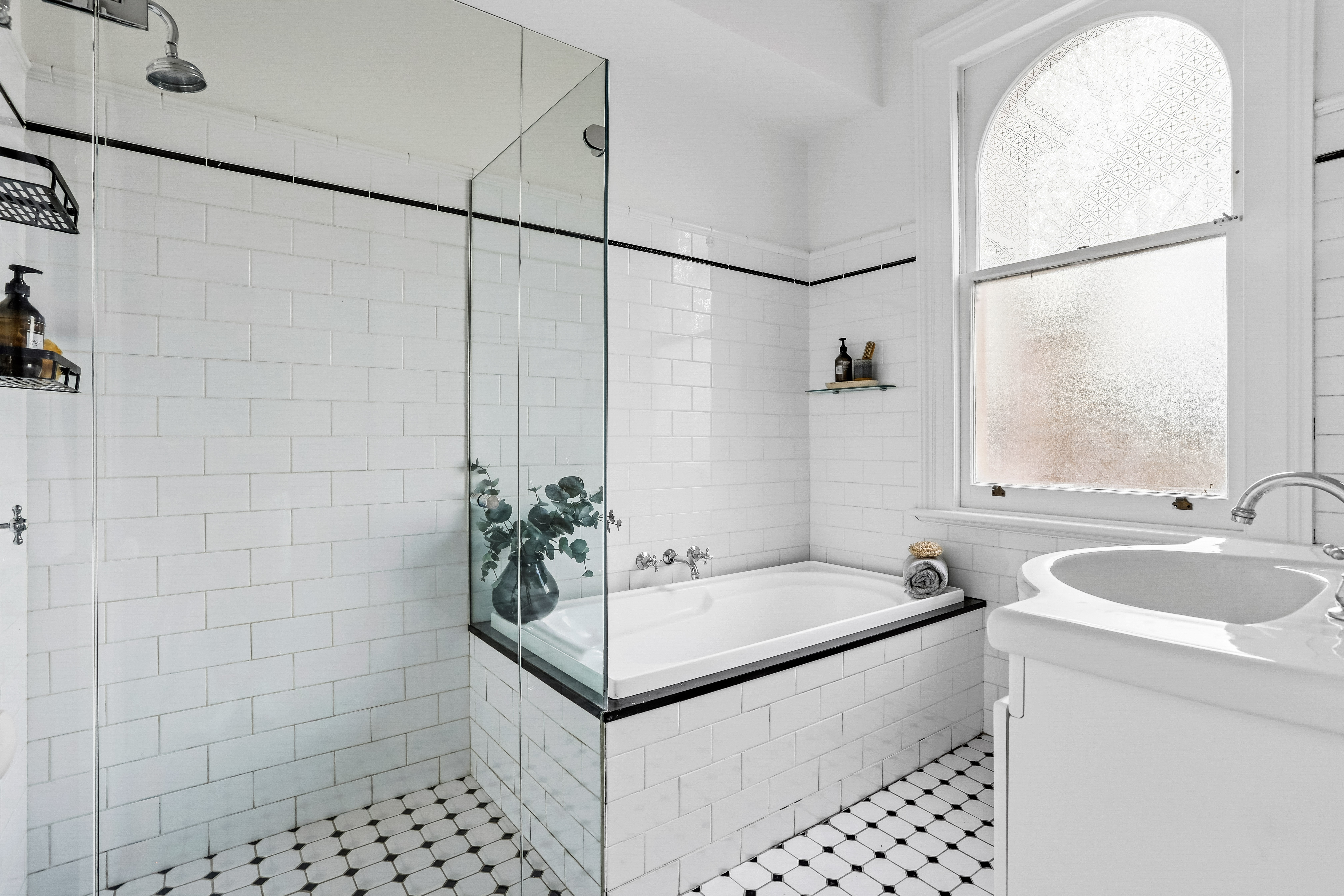 2/21 Trelawney Street, Woollahra - Thumbnail 7