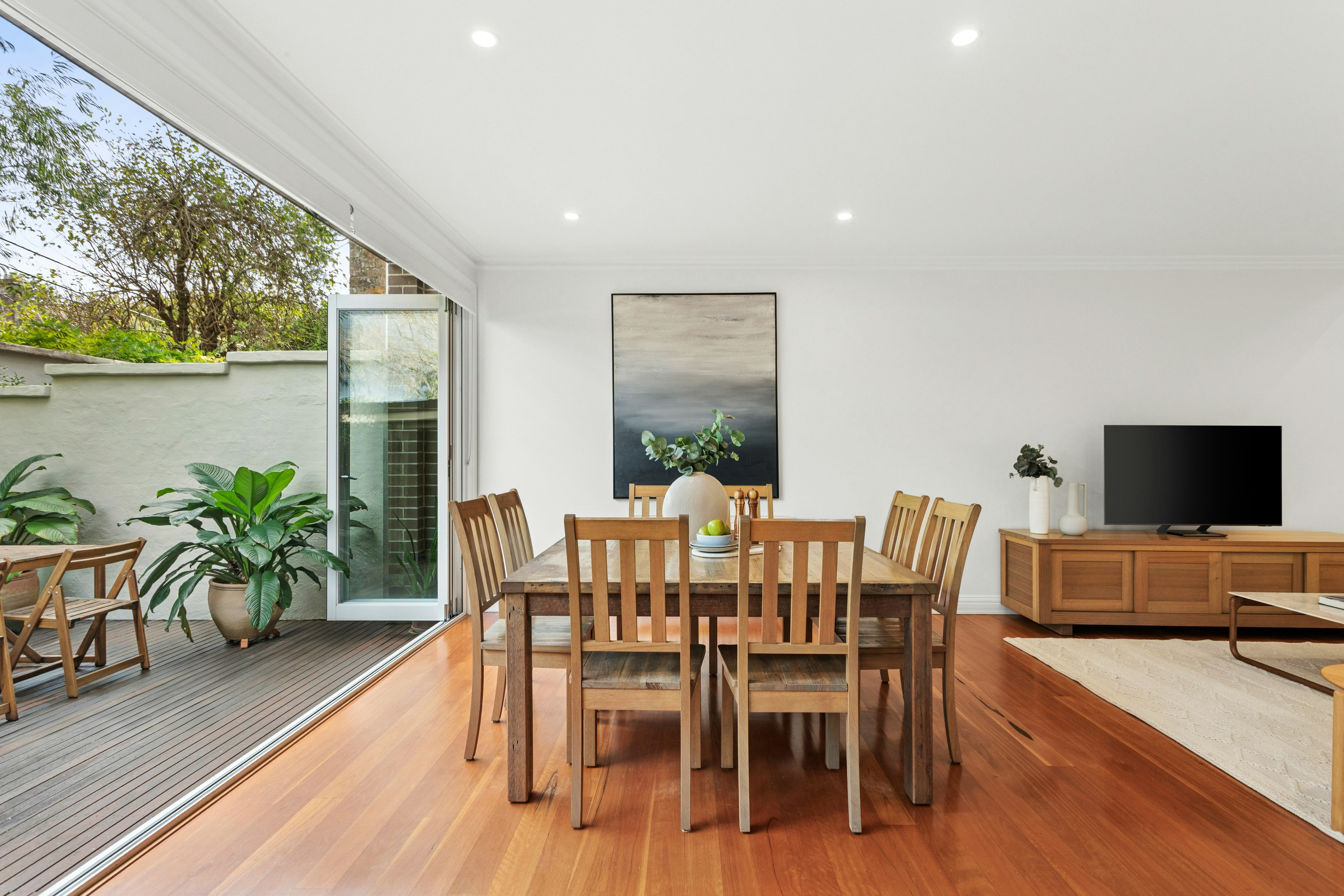 Image of dining room
