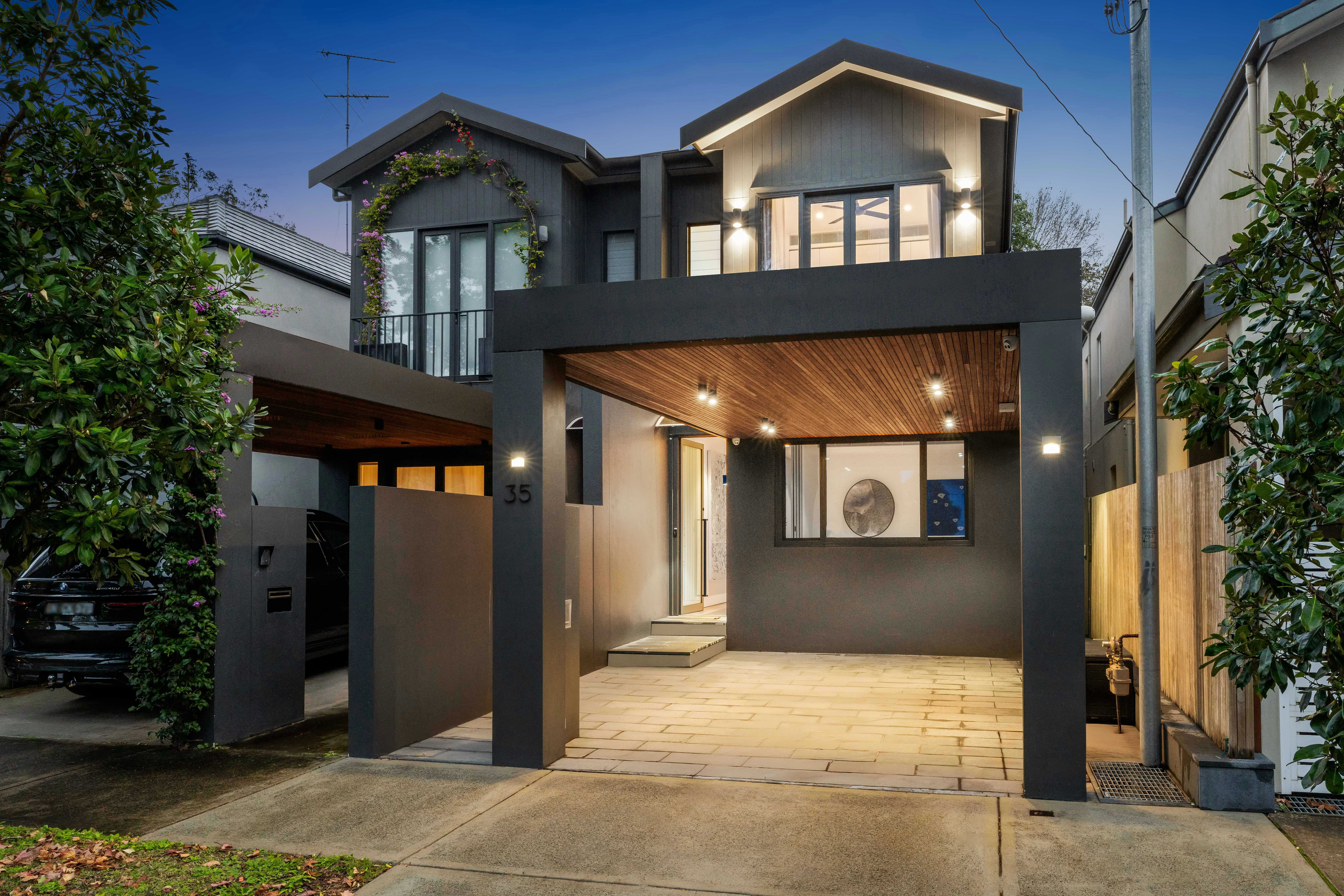 Image of garage