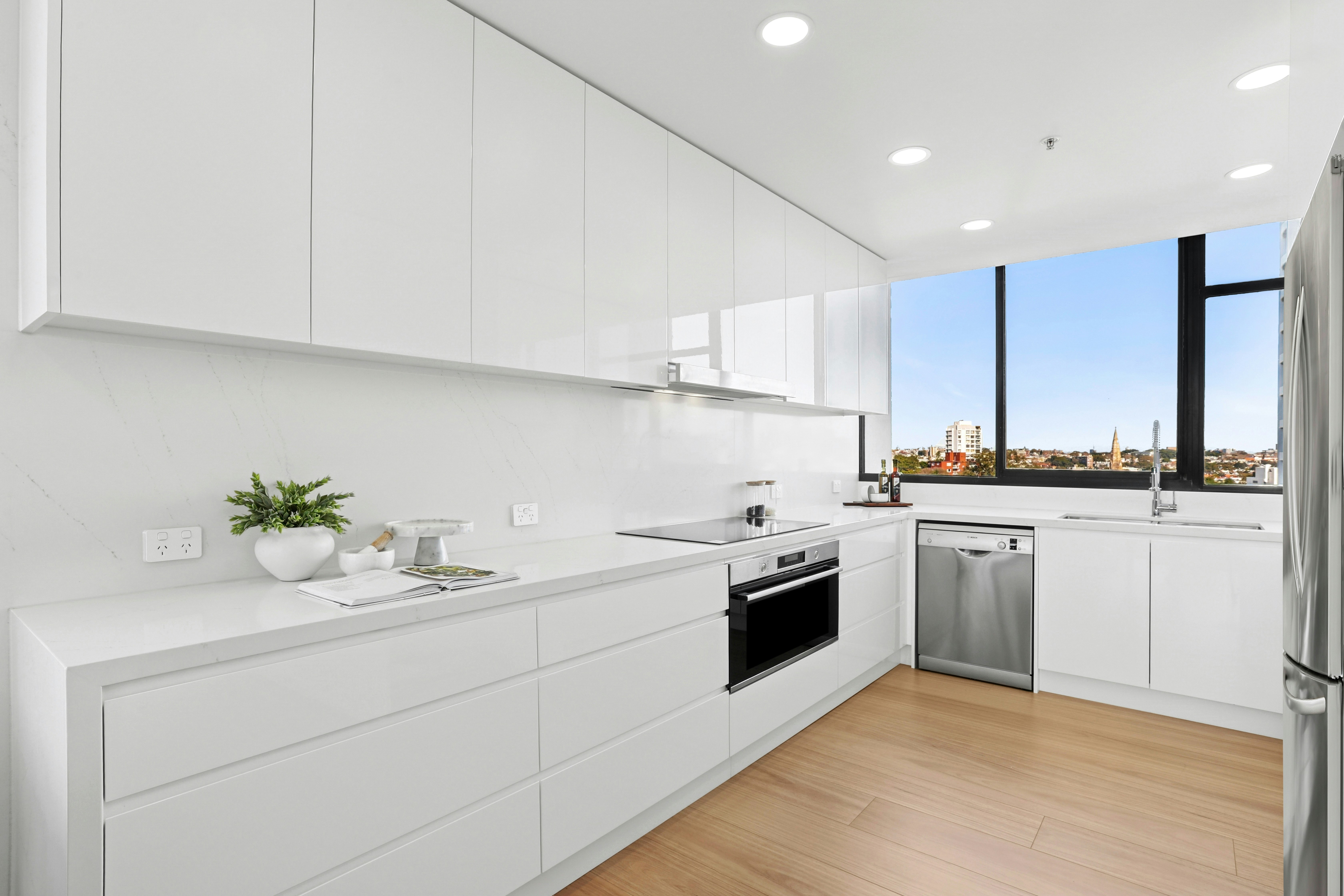 24/2-12 Eastbourne Road, Darling Point NSW