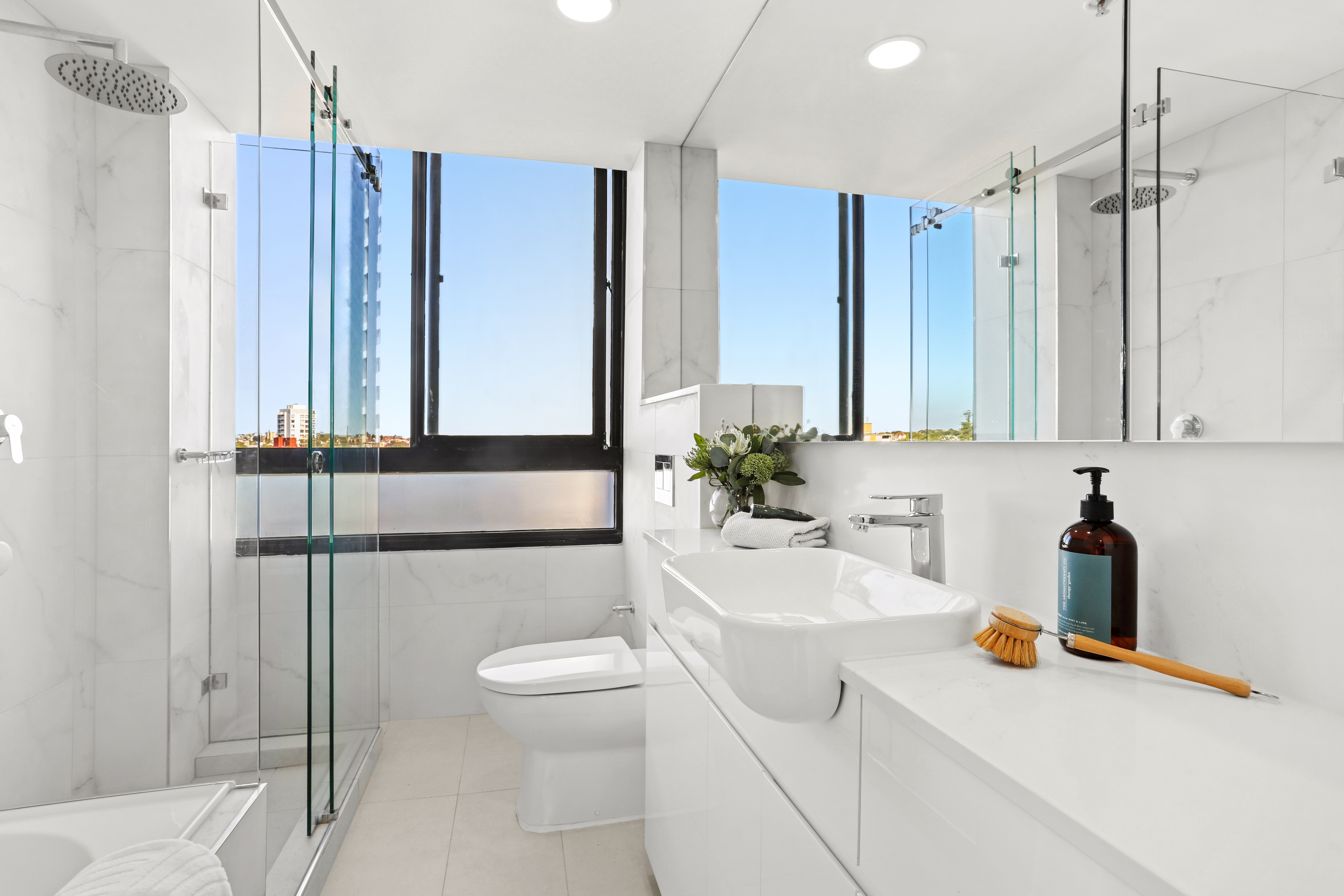 24/2-12 Eastbourne Road, Darling Point - Thumbnail 7