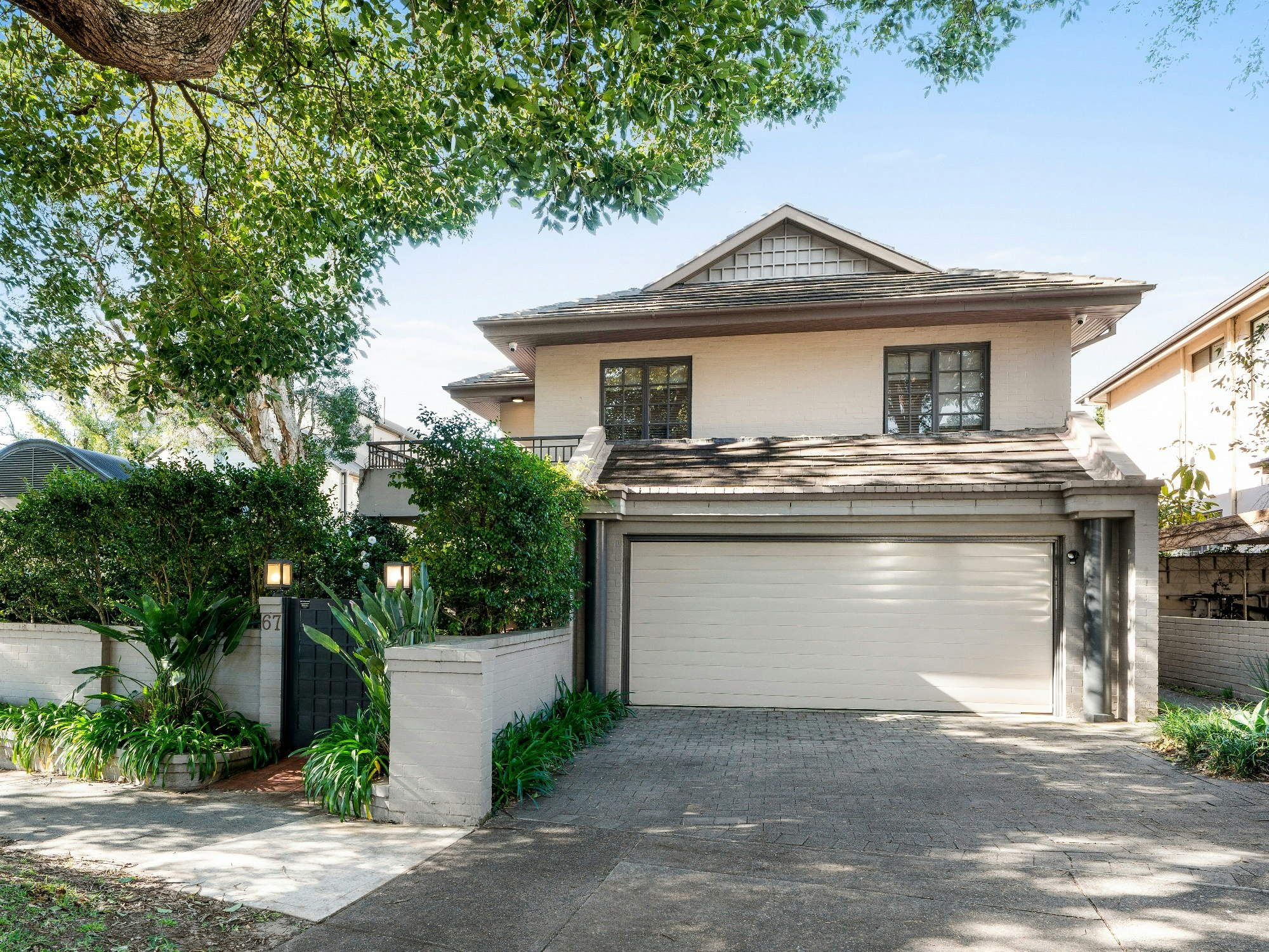 Image of garage