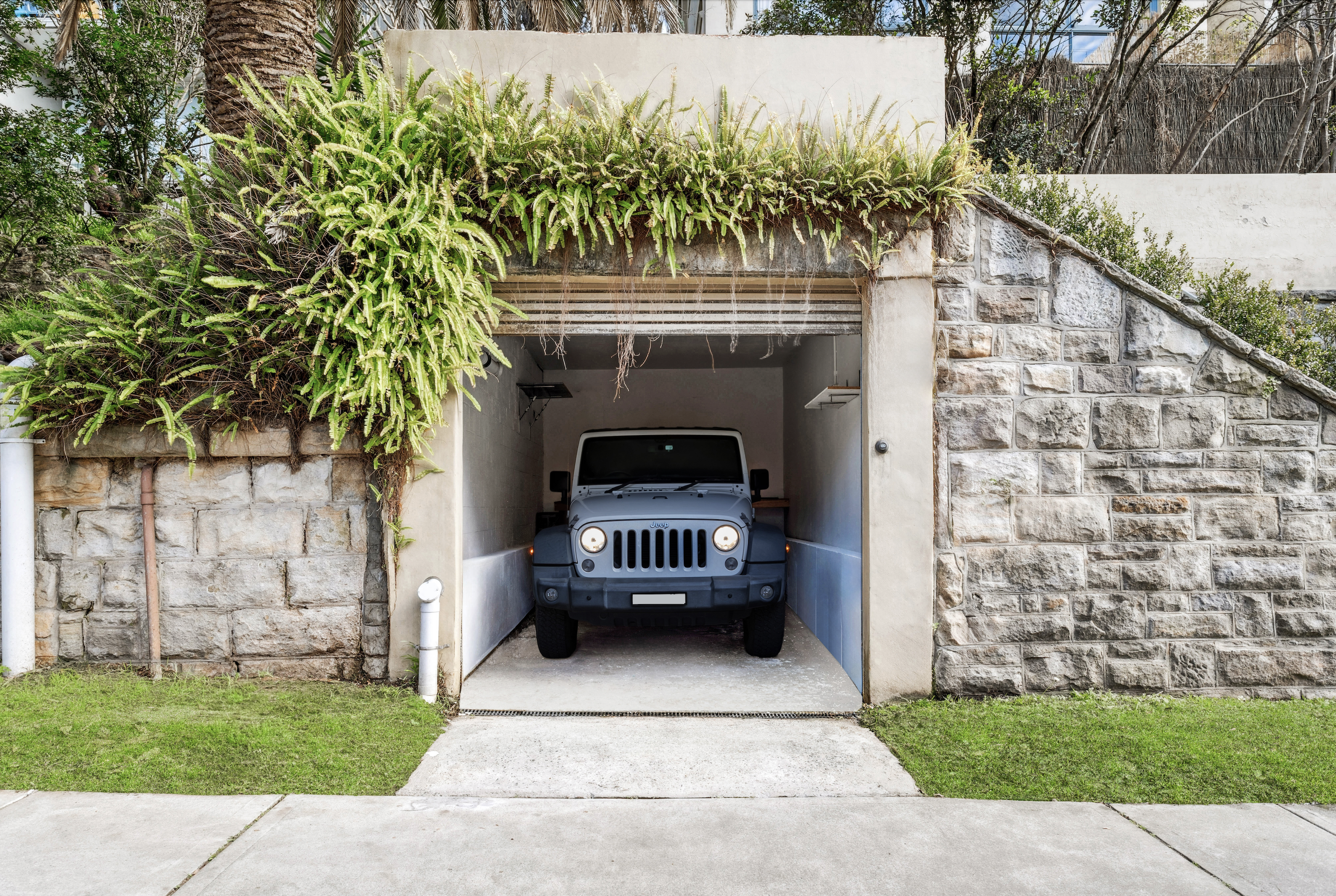Image of garage