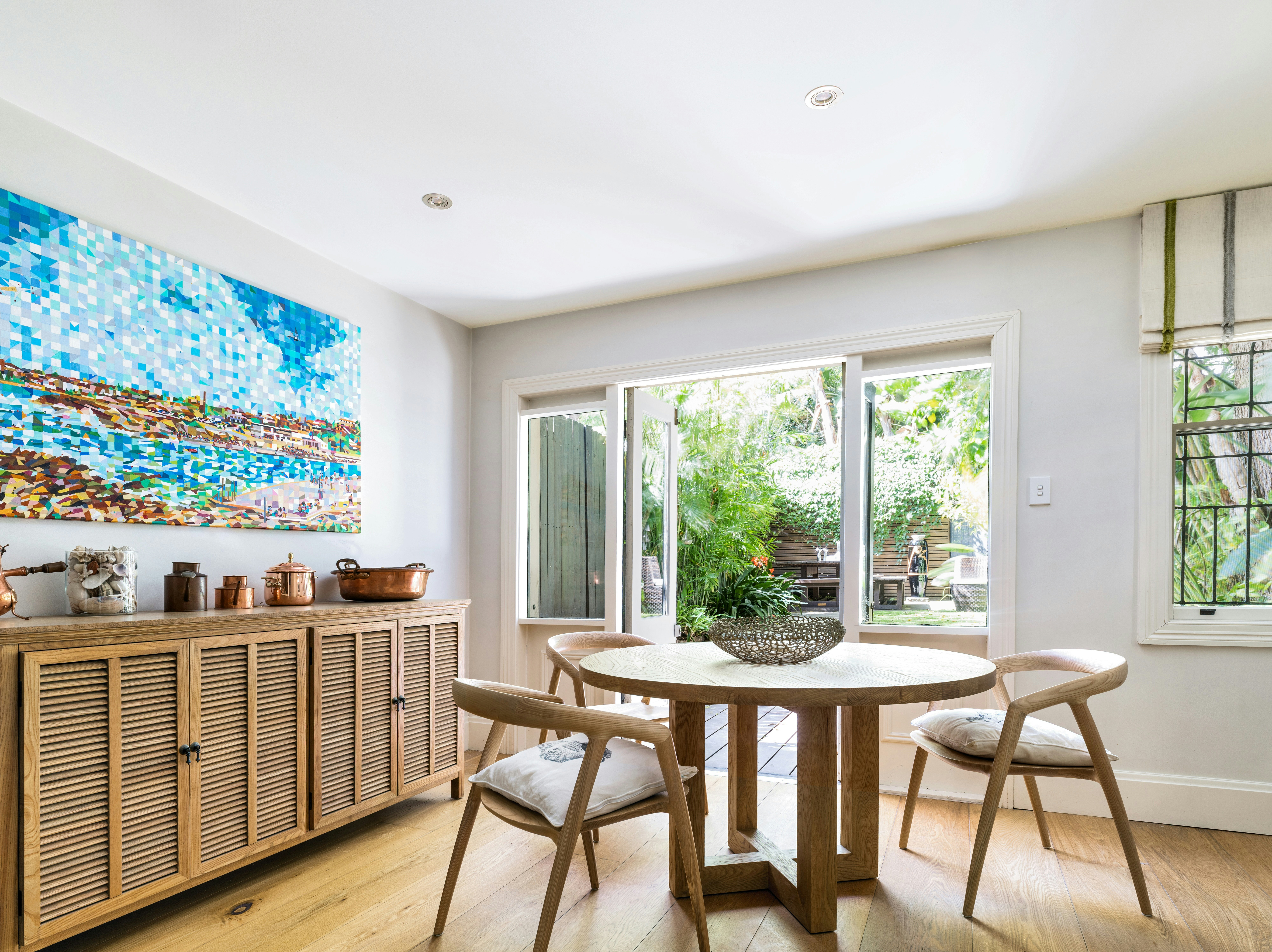 Image of dining room