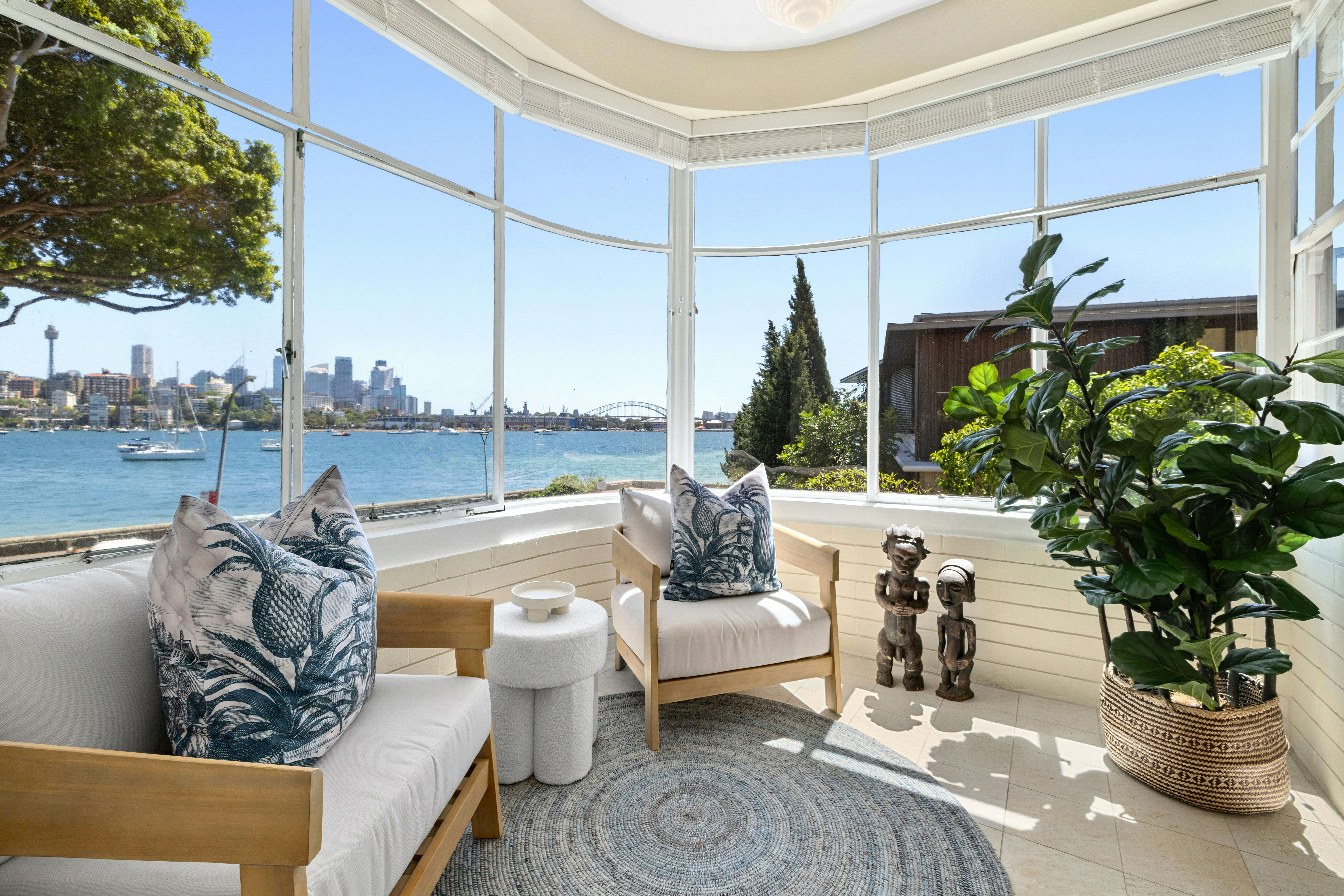 2/79 New Beach Road, Darling Point NSW