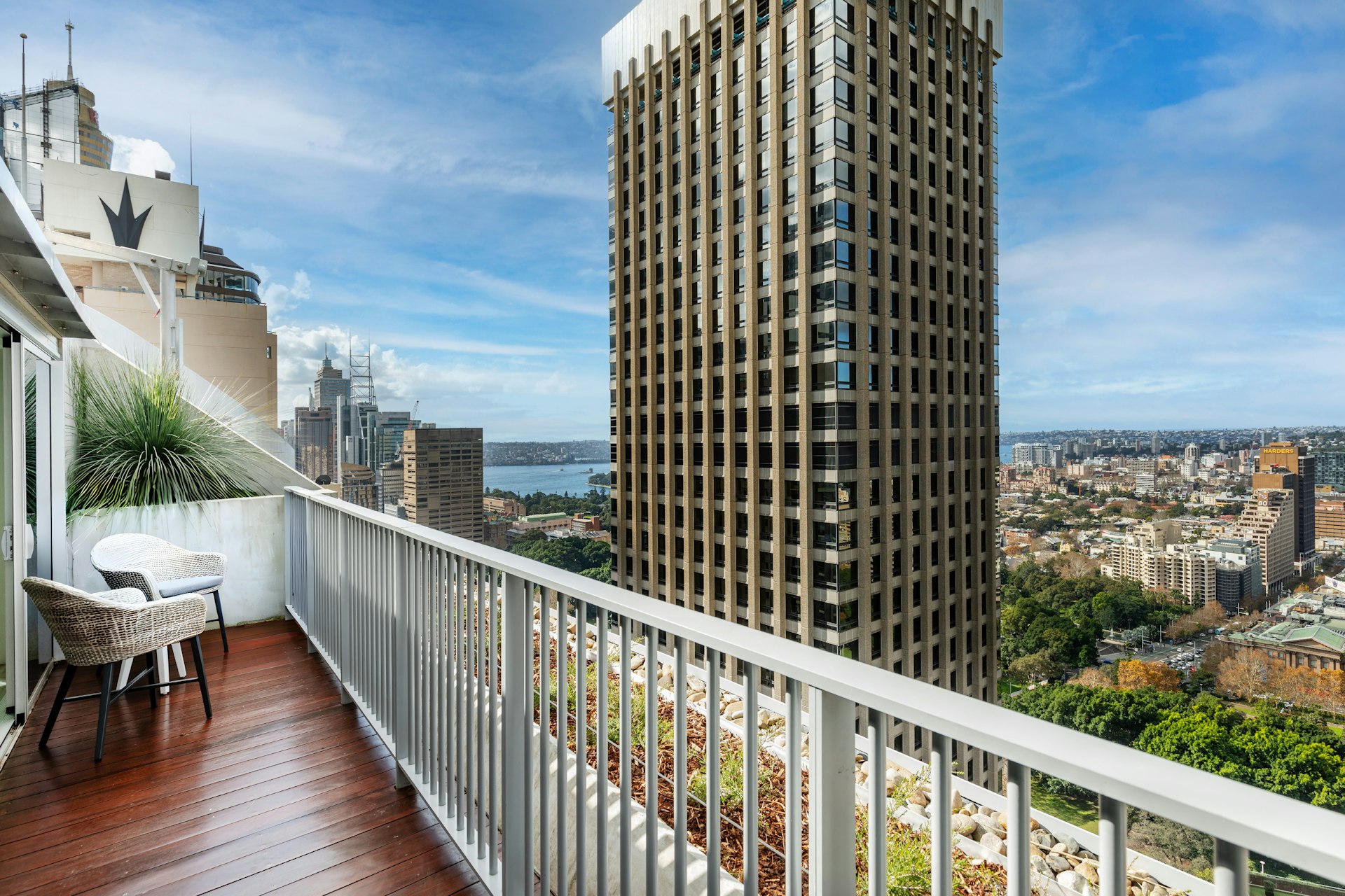 balcony