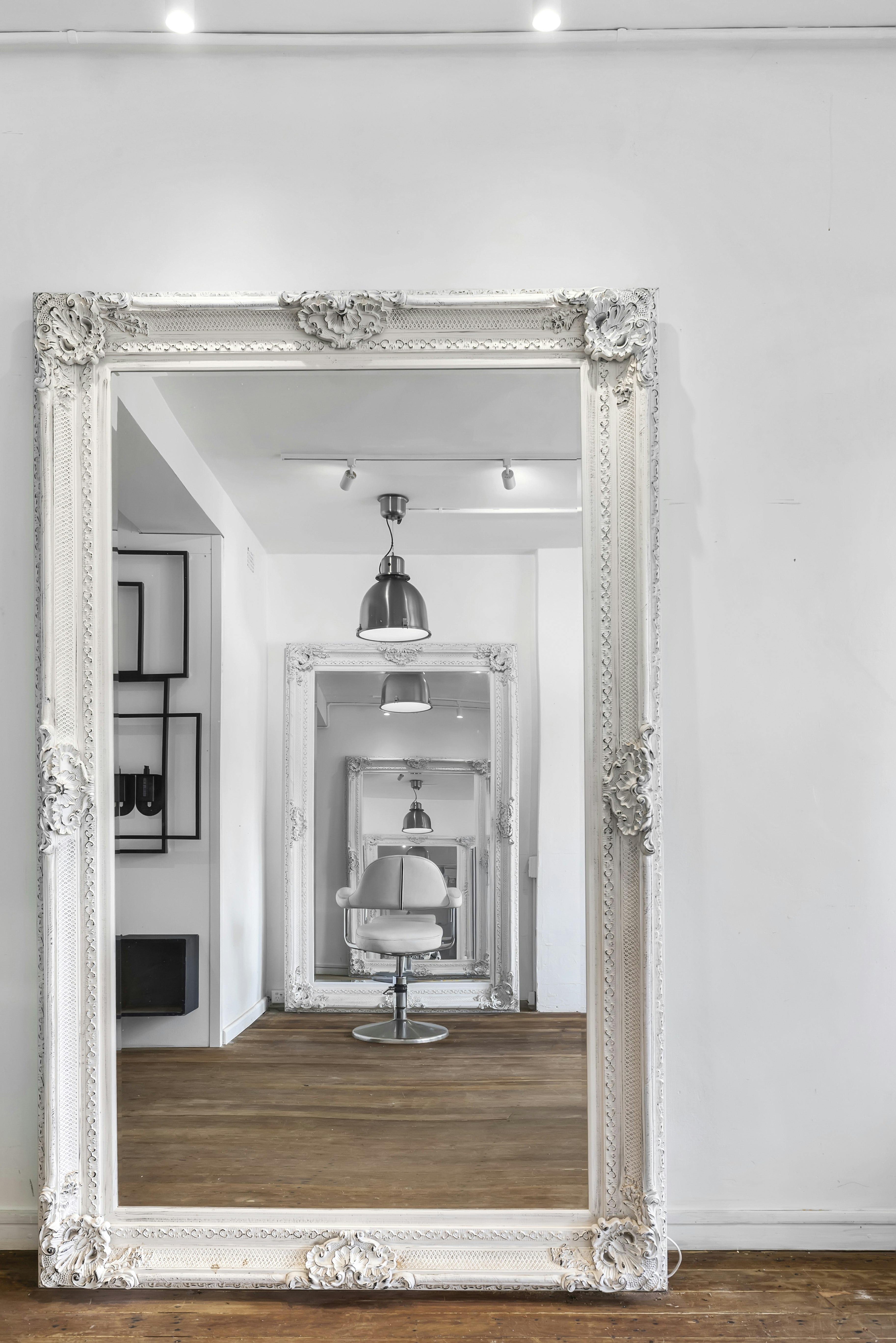 Image of mirror