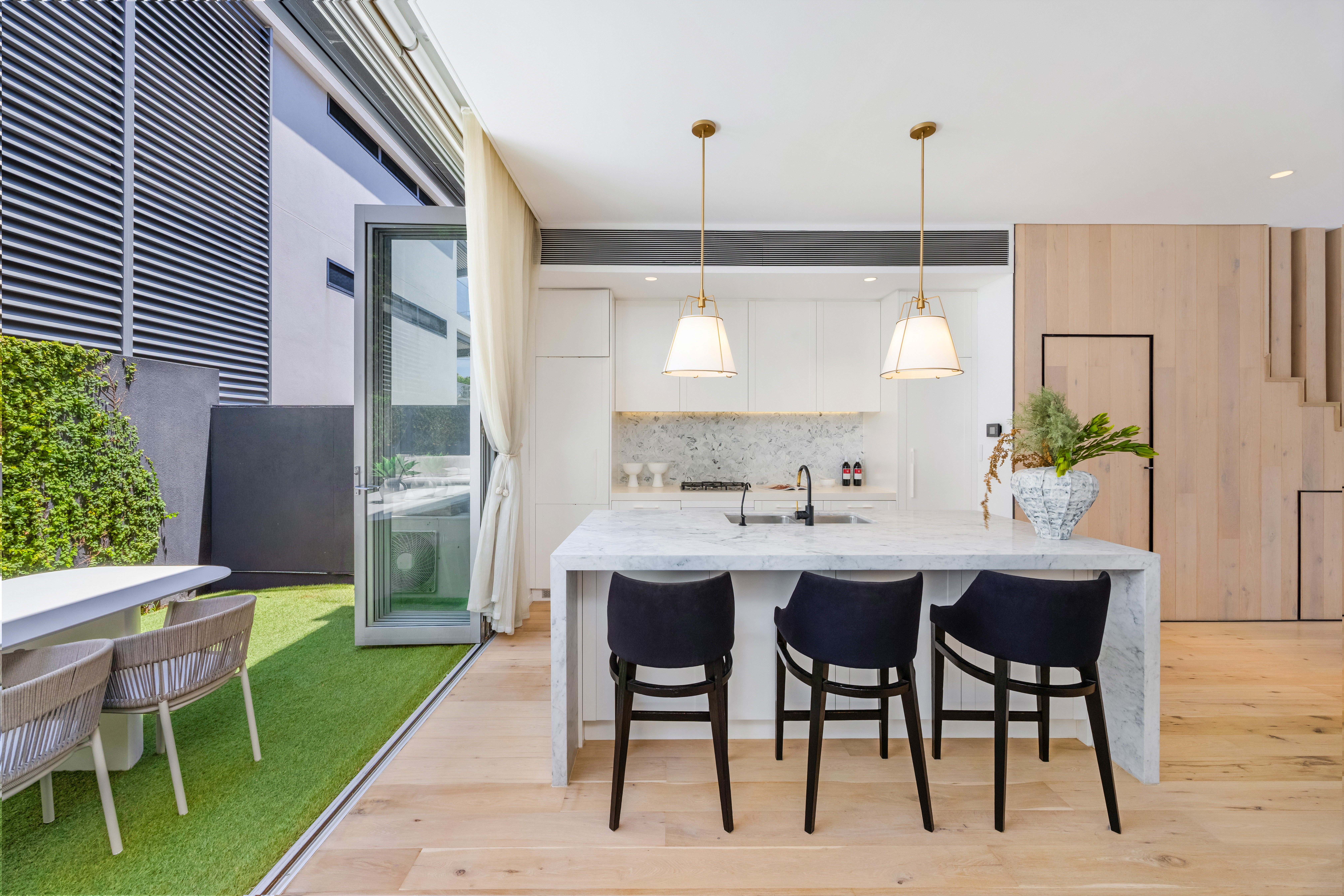 2/587 Old South Head Road (Access via Princess St), Rose Bay - Thumbnail 4