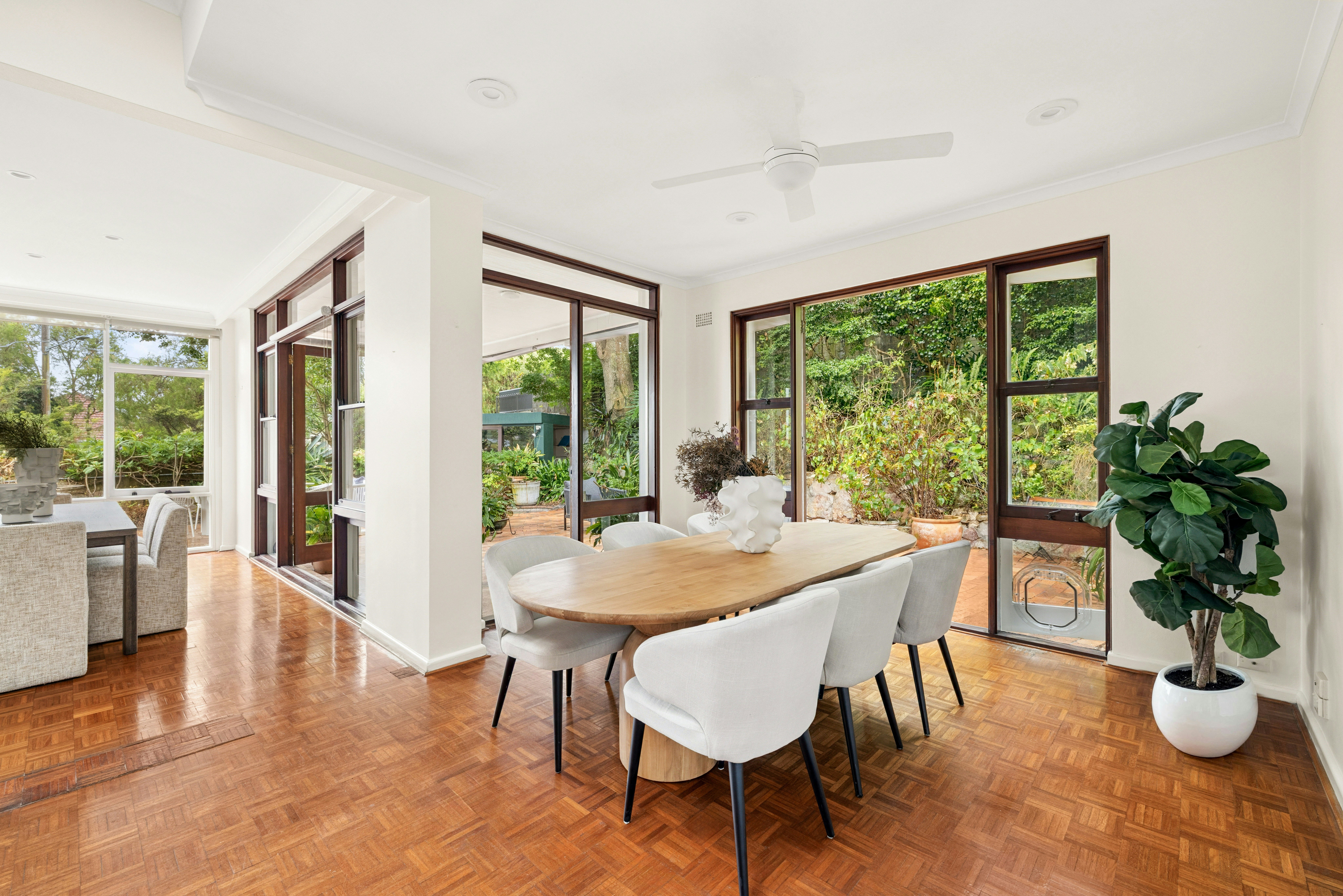 Image of dining room