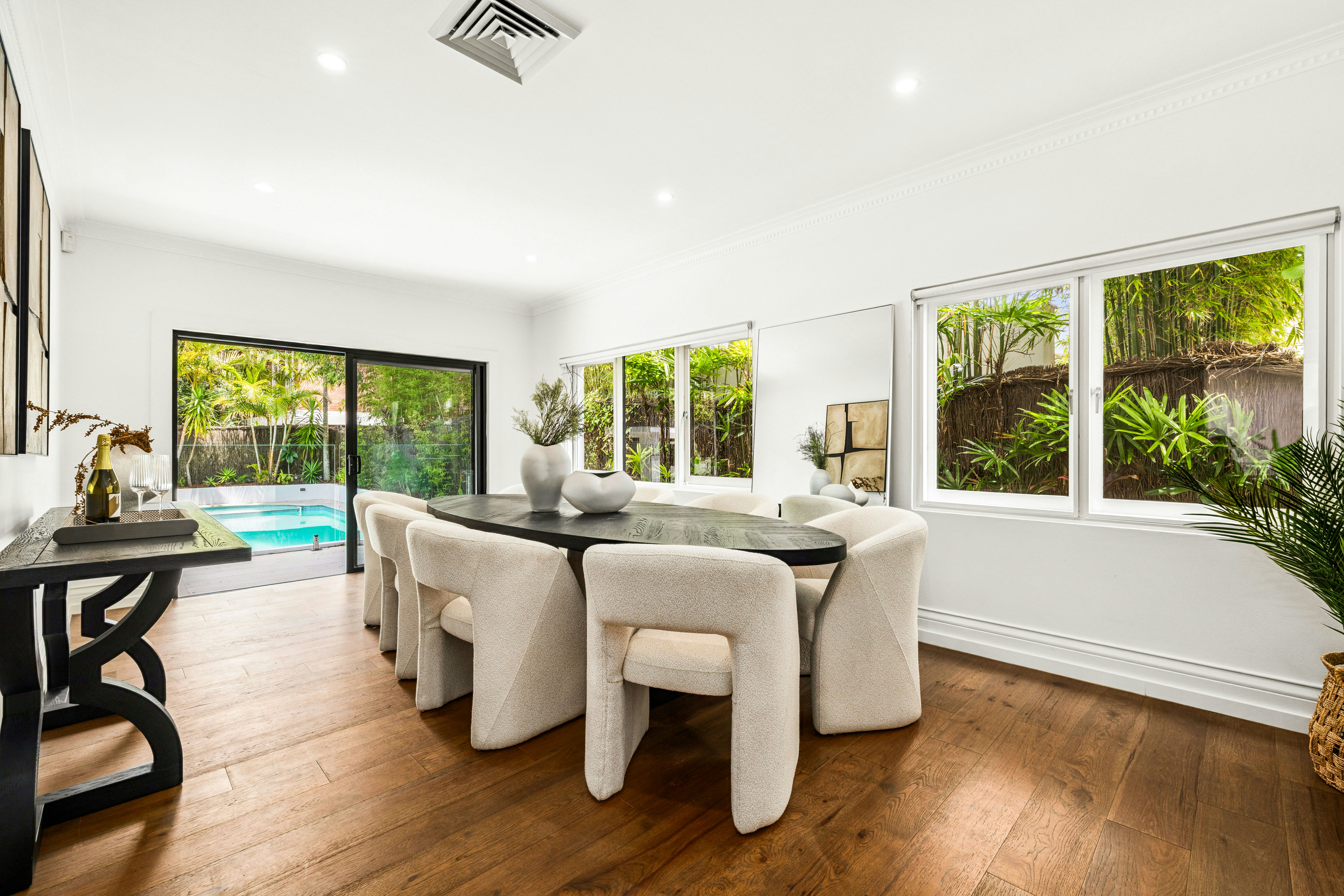 Image of dining room