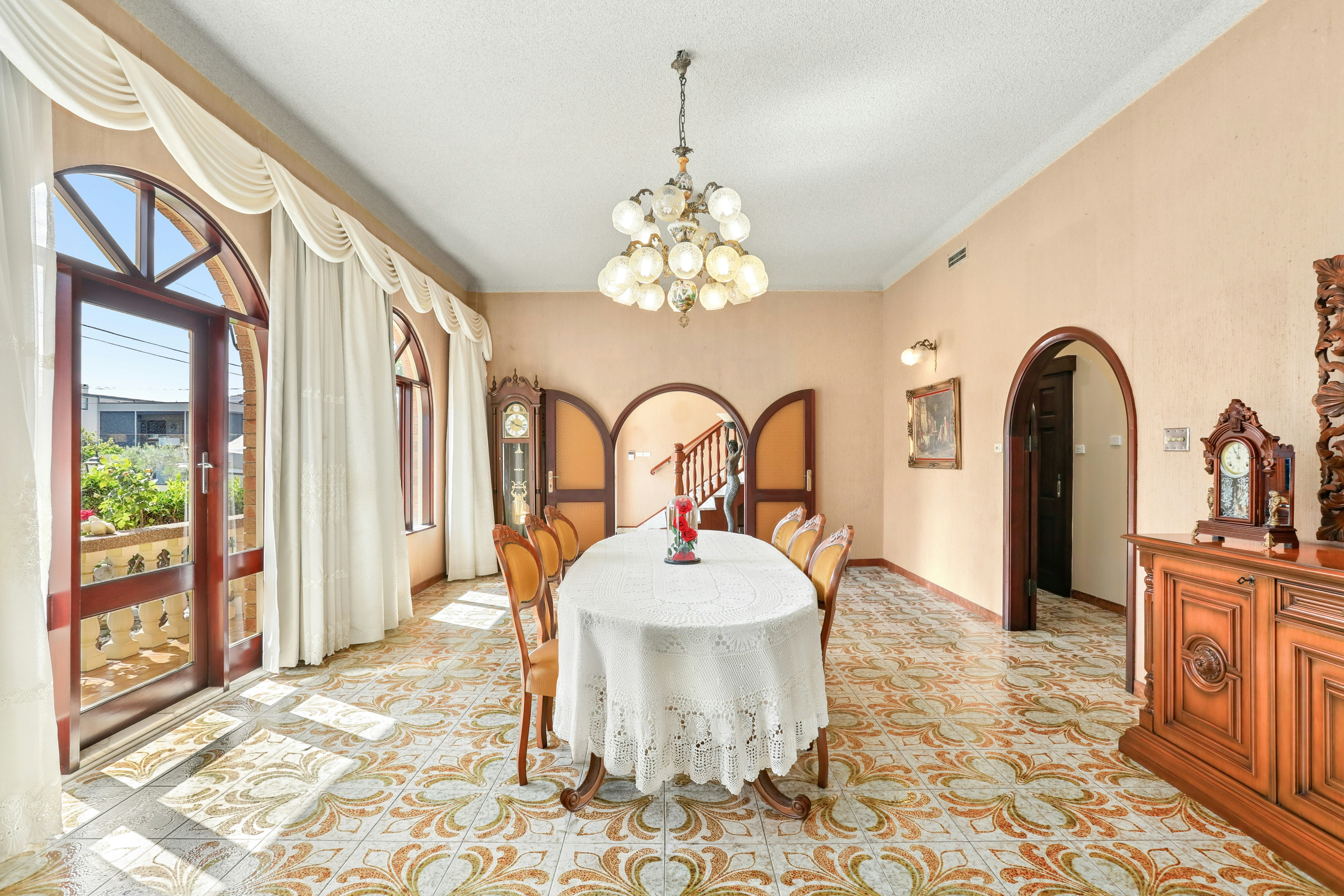 Image of dining room