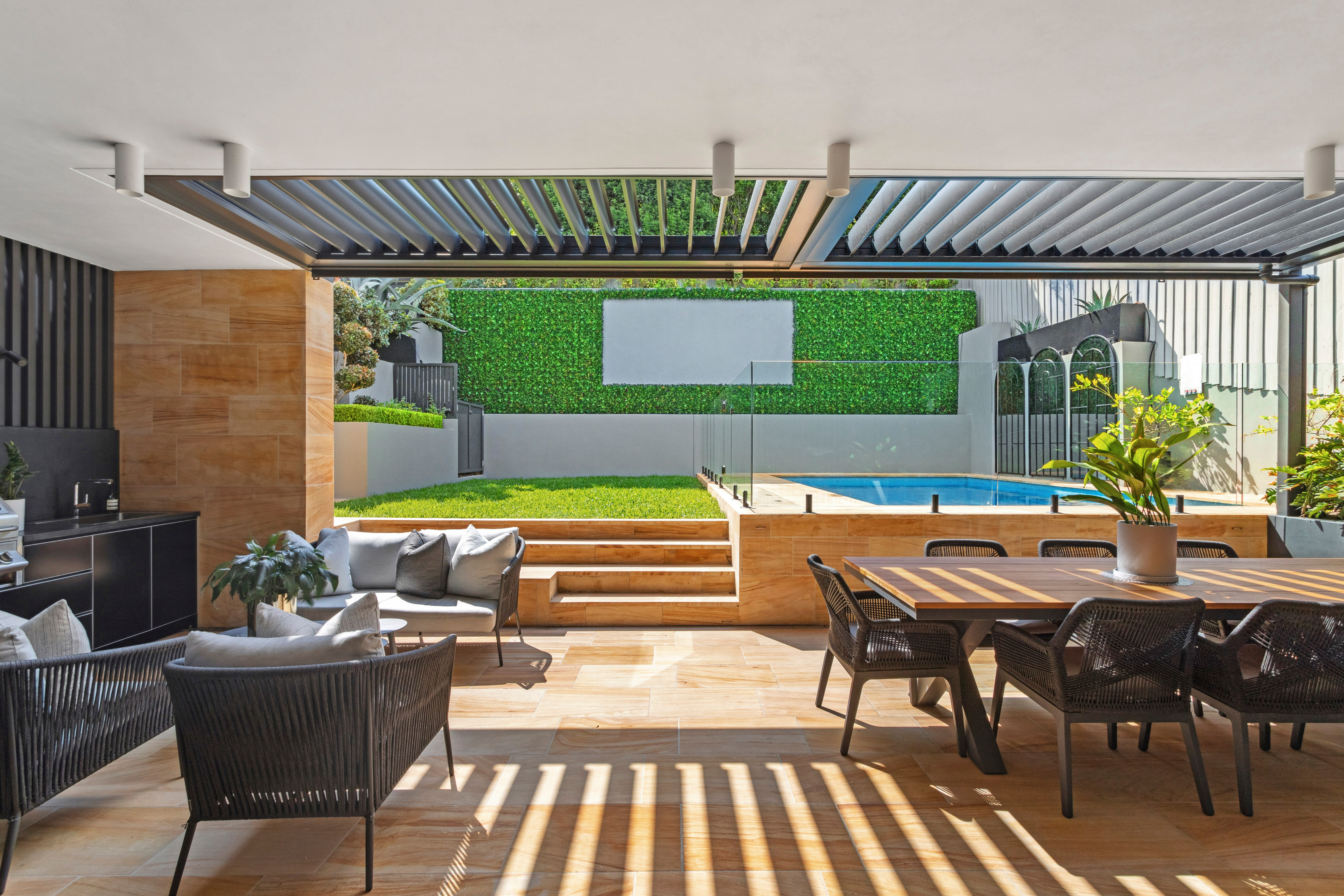 76 Clements Street, Russell Lea - Thumbnail 3