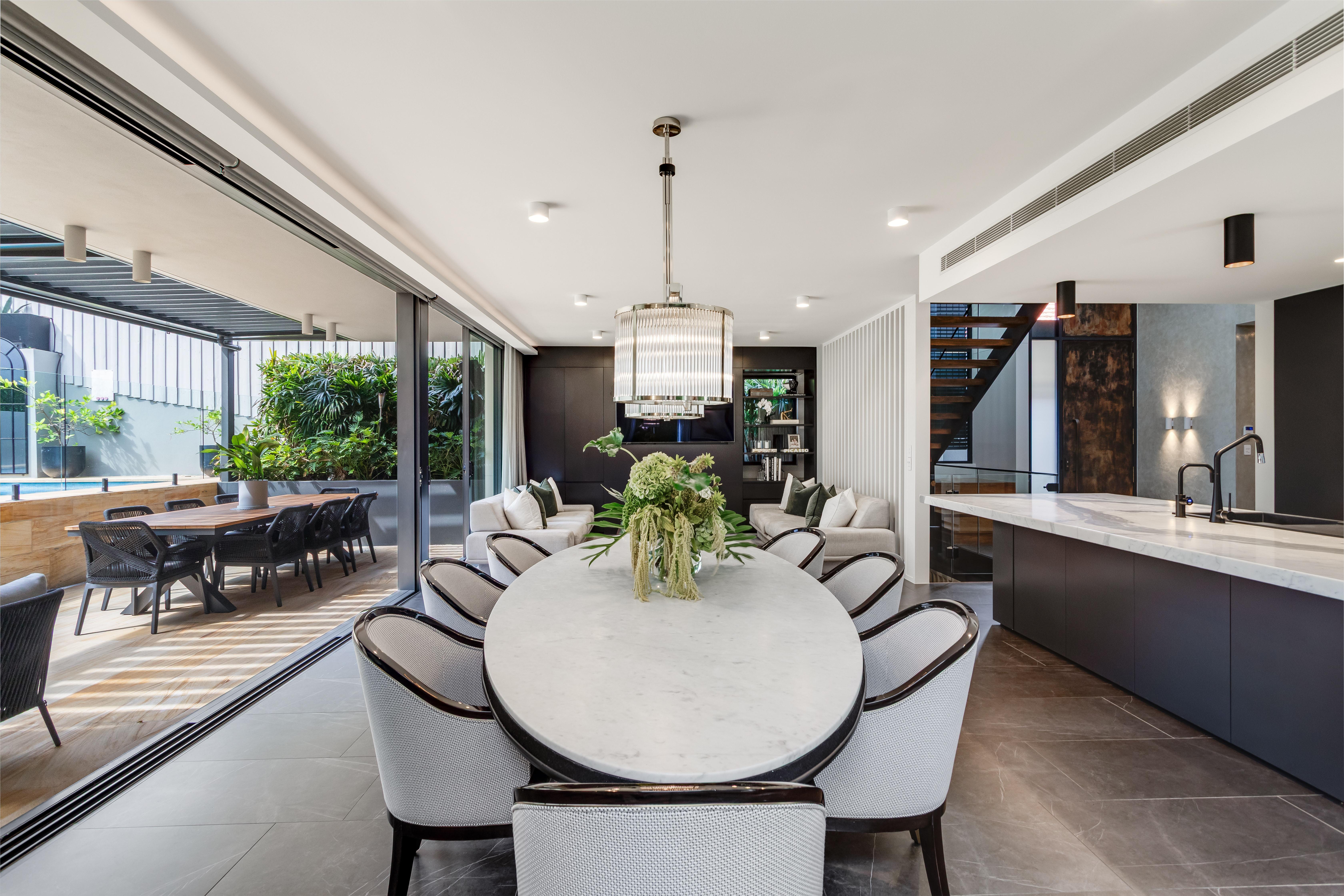 76 Clements Street, Russell Lea - Thumbnail 2