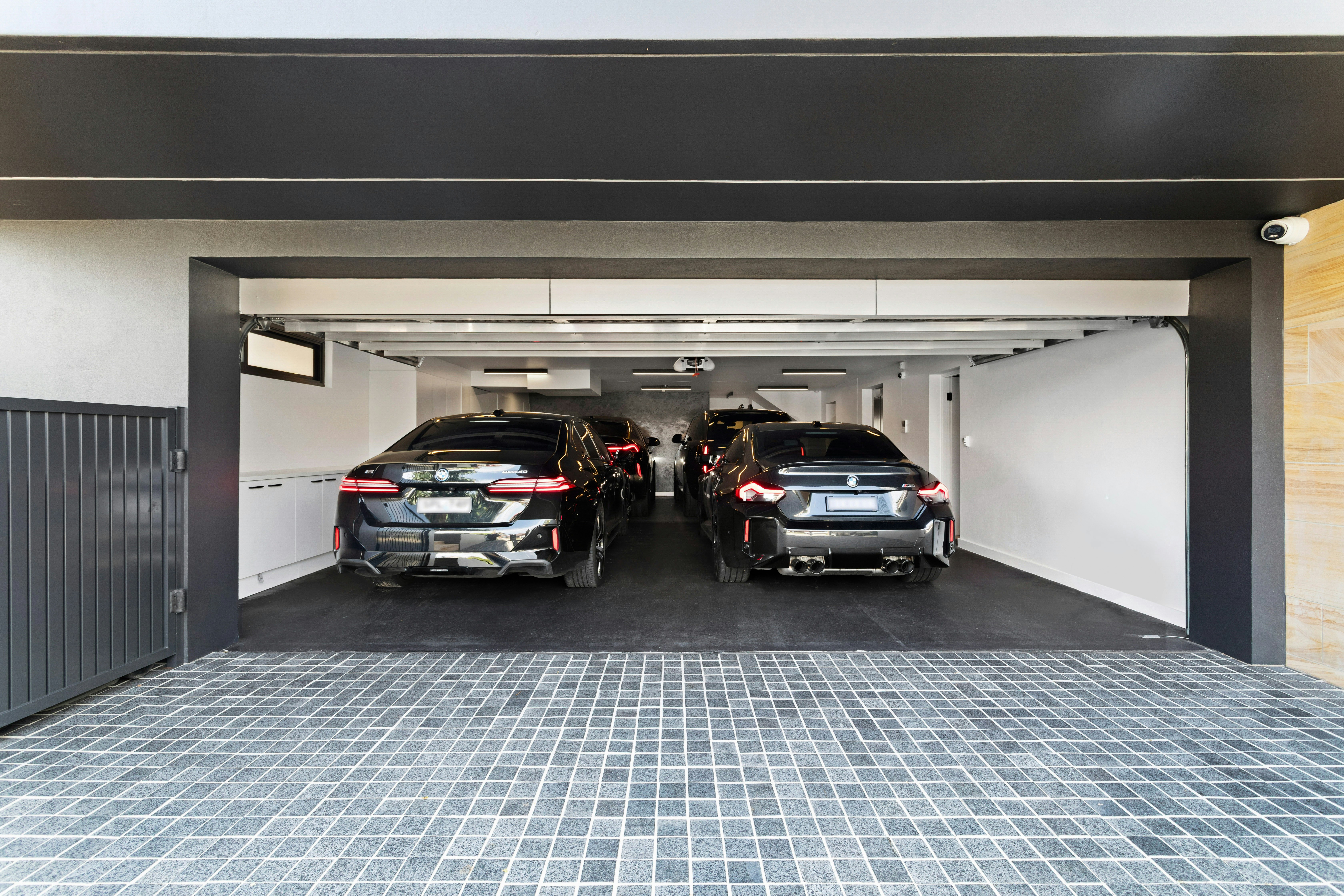 Image of garage