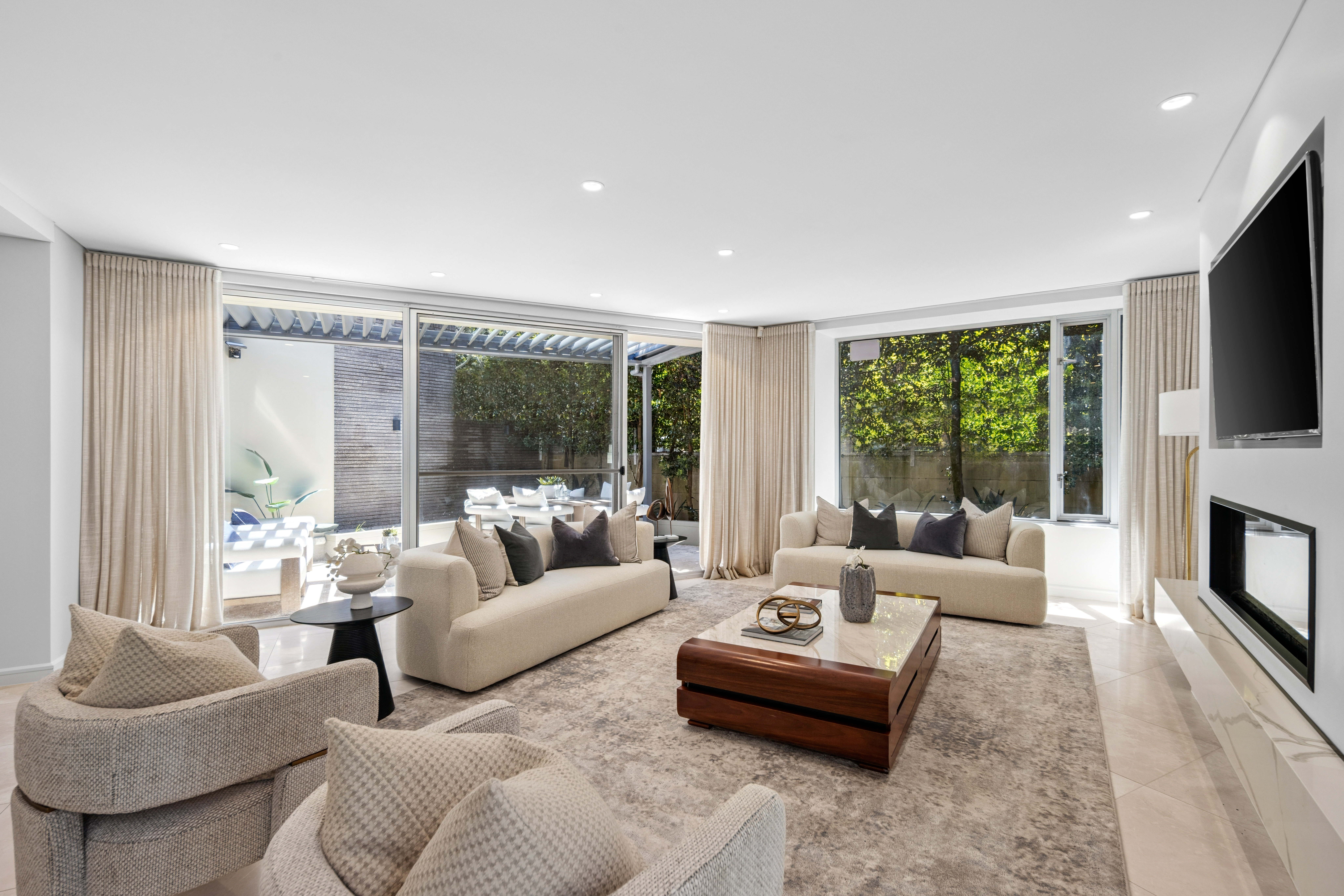 1/1 Leura Road, Double Bay - Image 1