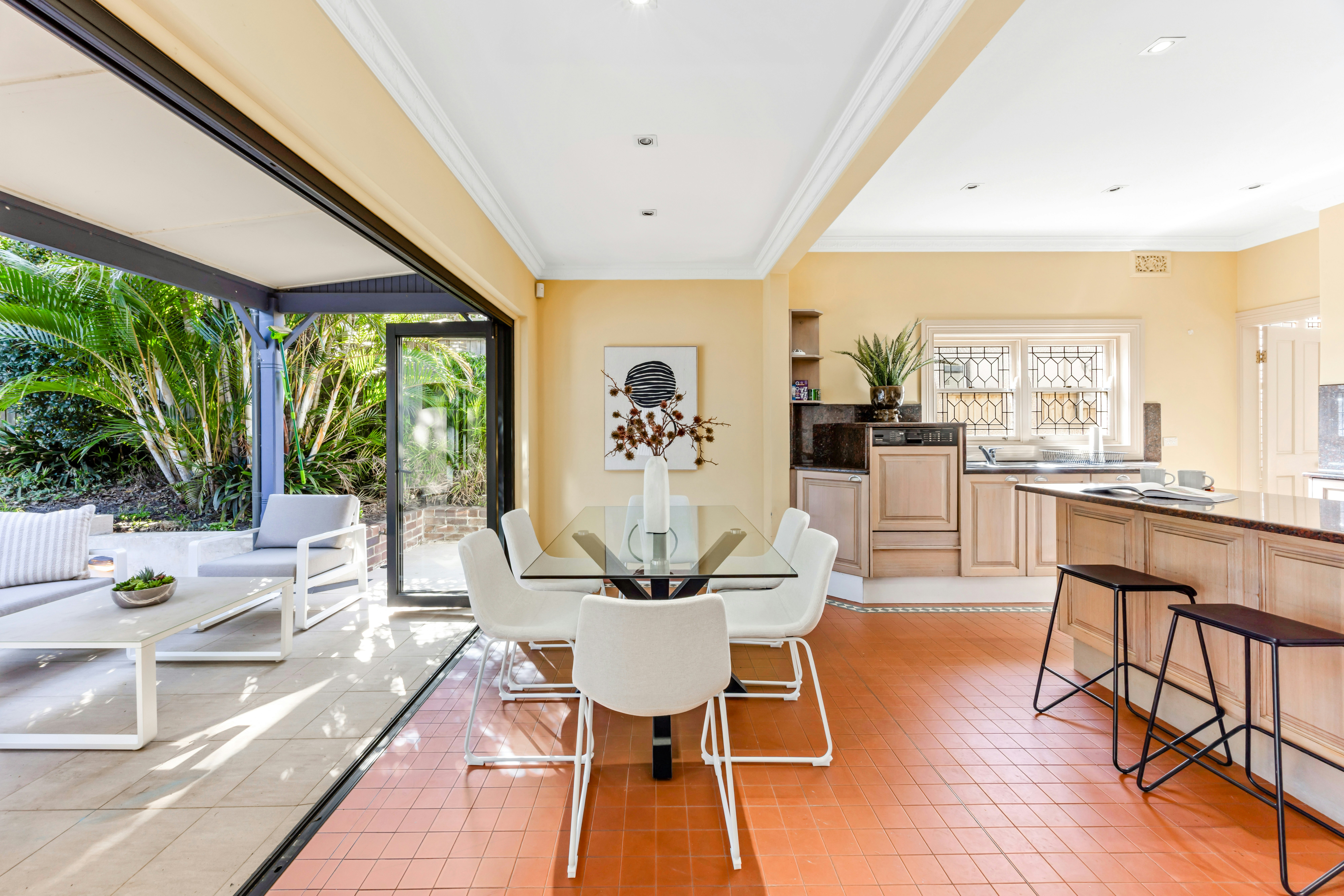 Image of dining room