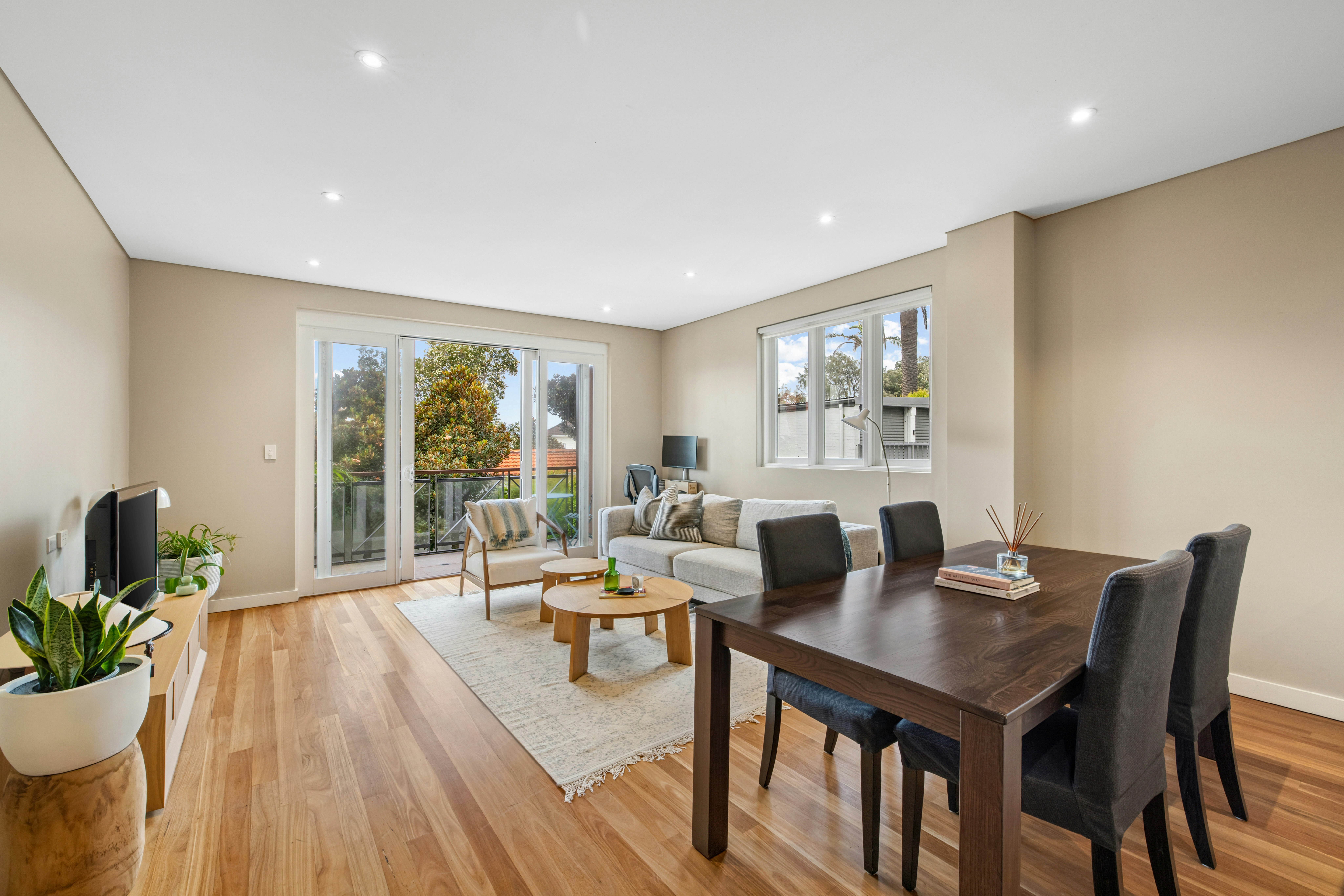 Image of dining room