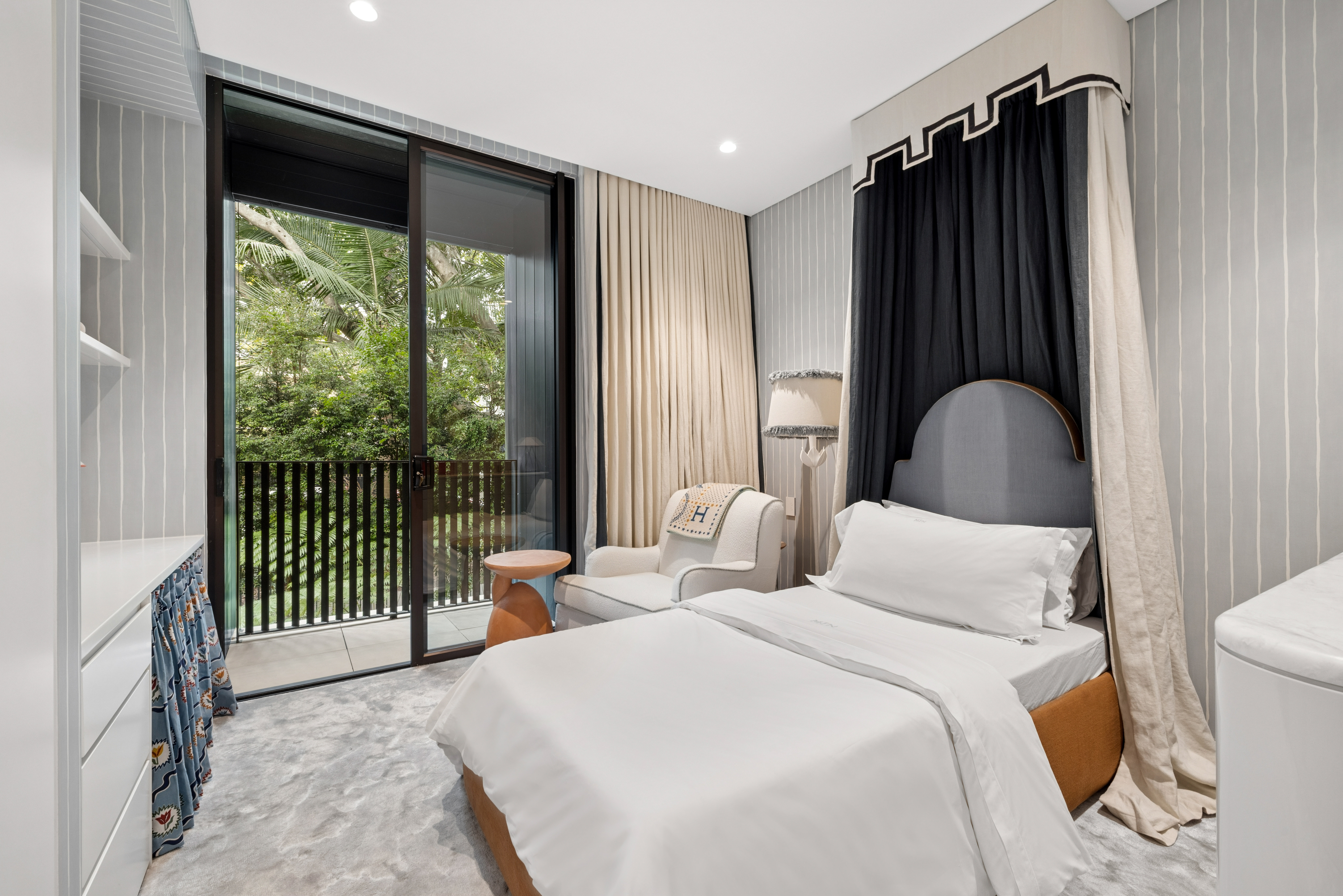 2/20 Etham Avenue, Darling Point - Thumbnail 8