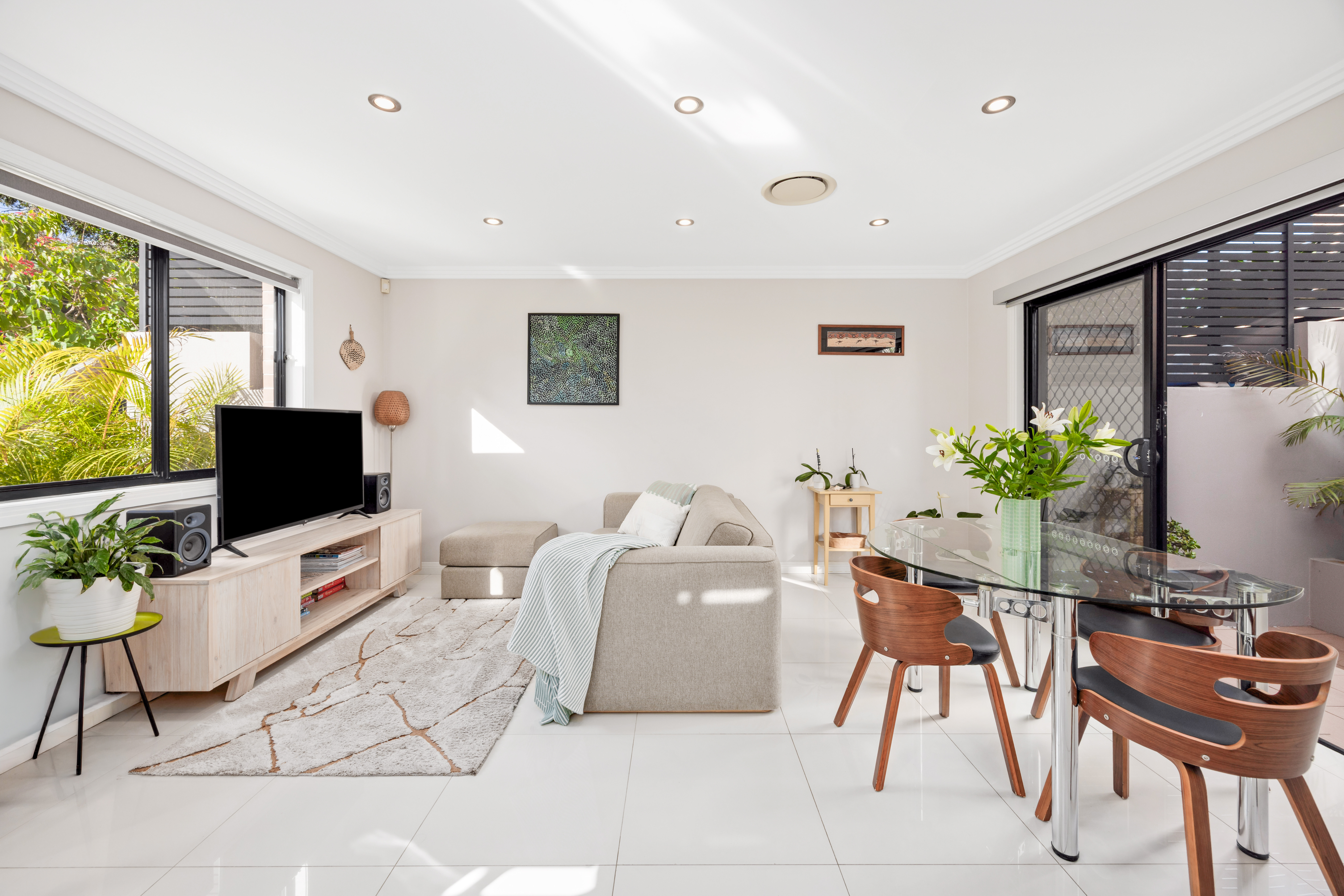 2/645 Old South Head Road, Rose Bay - Image 1