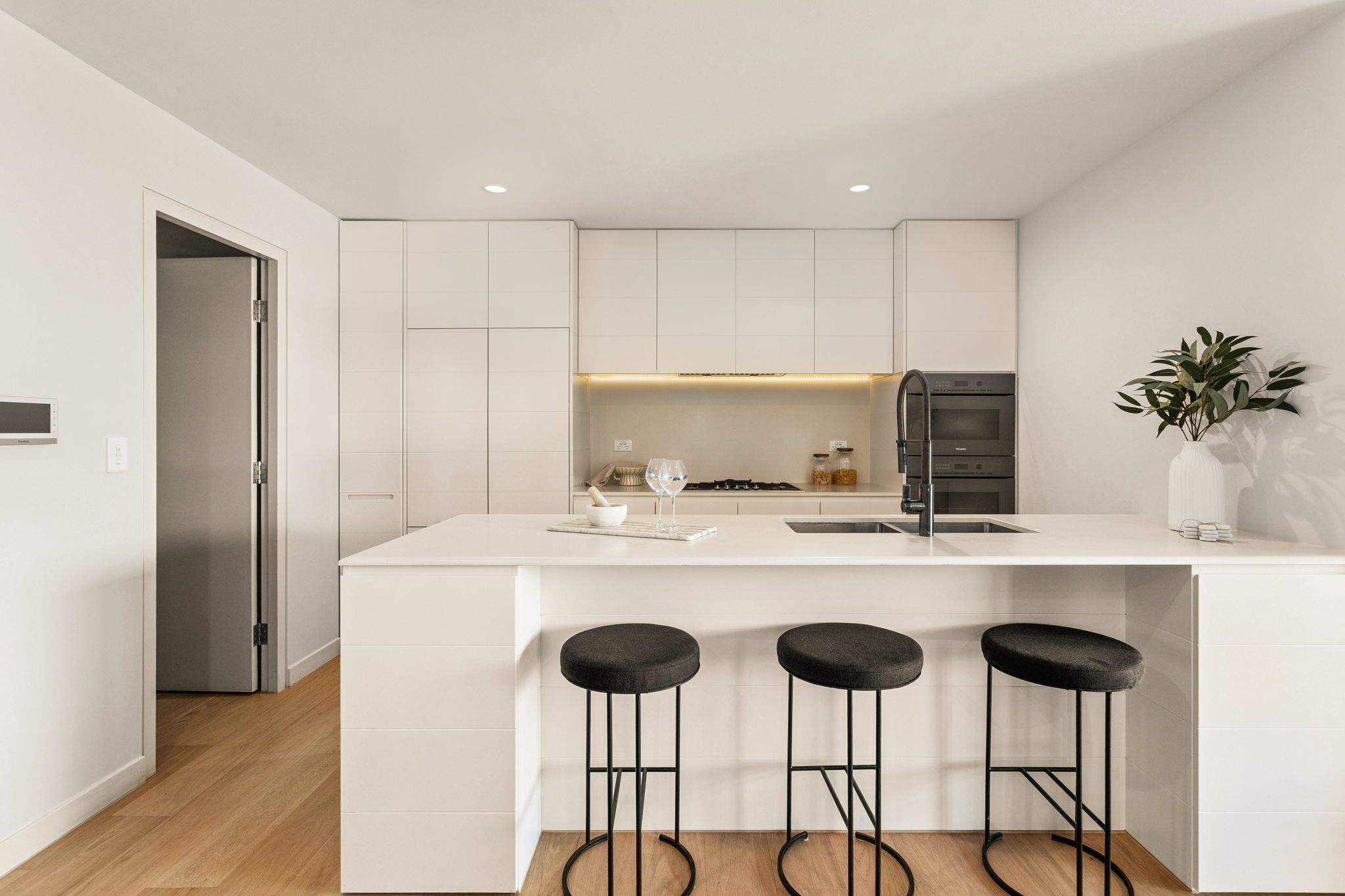 205/29 Baringa Road, Northbridge - Thumbnail 4