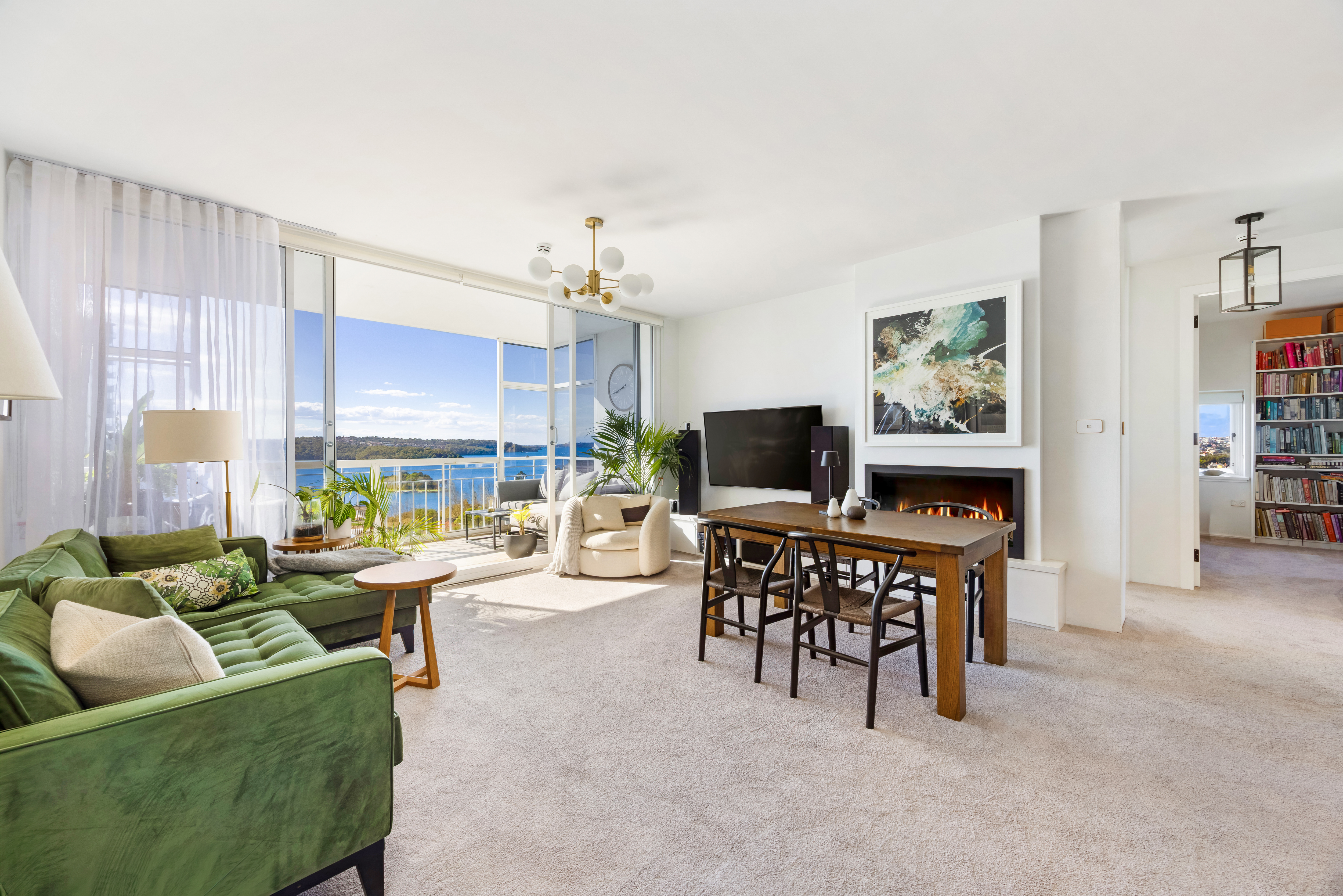 84/66 Darling Point Road, Darling Point - Image 1