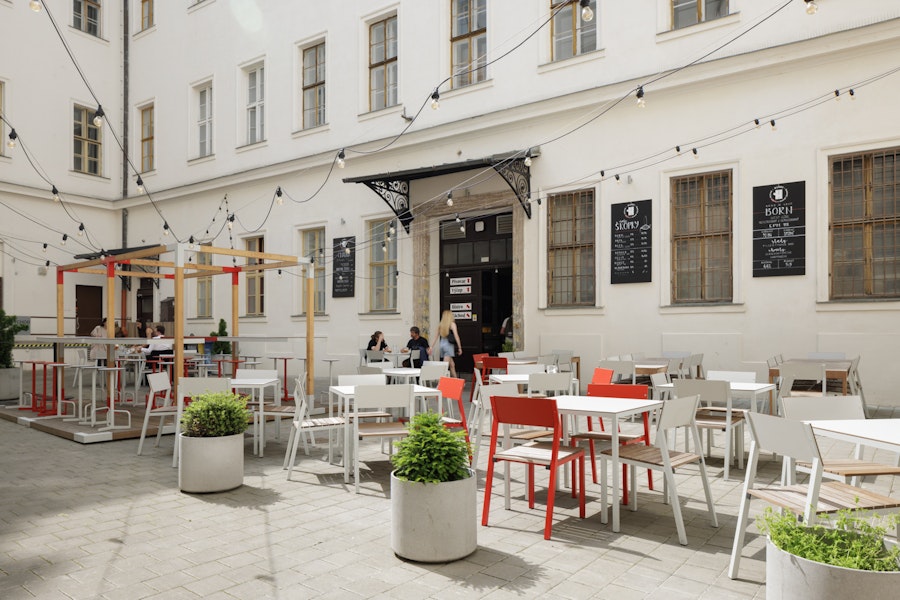 pergola barbord innergård uteservering soma leva
