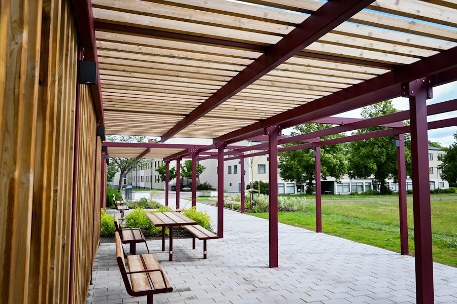 Våraskruv parallell pergola