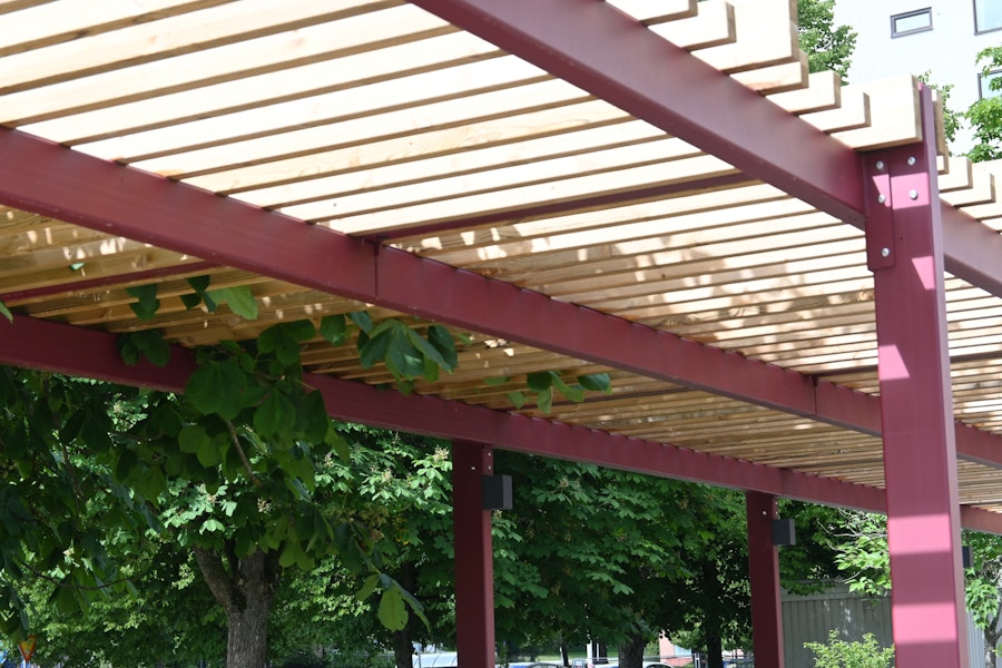 Våraskruv pergola